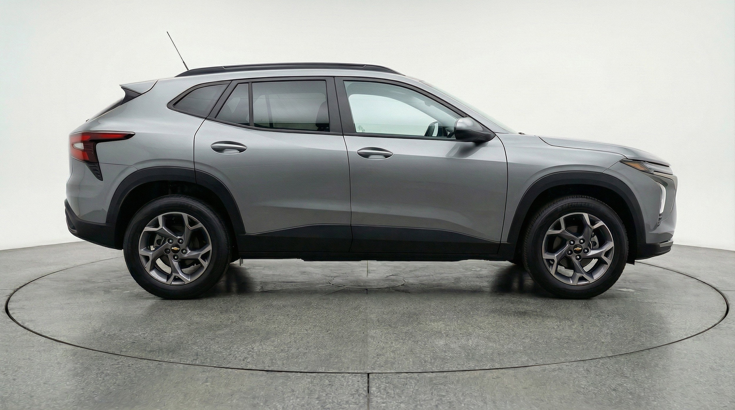 Thumbnail: 2025 Chevrolet Trax - 11