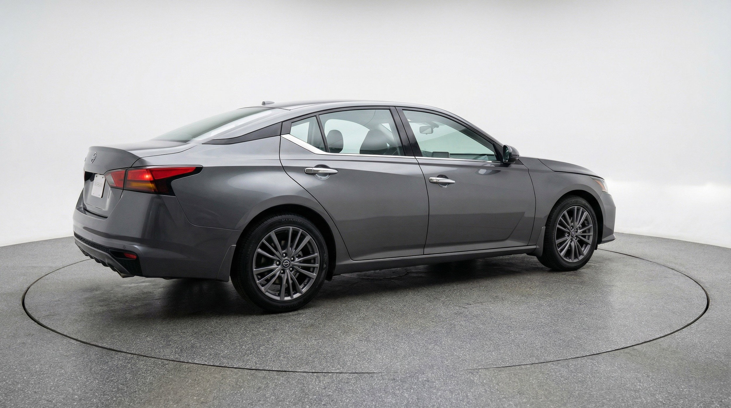 Thumbnail: 2025 Nissan Altima - 9