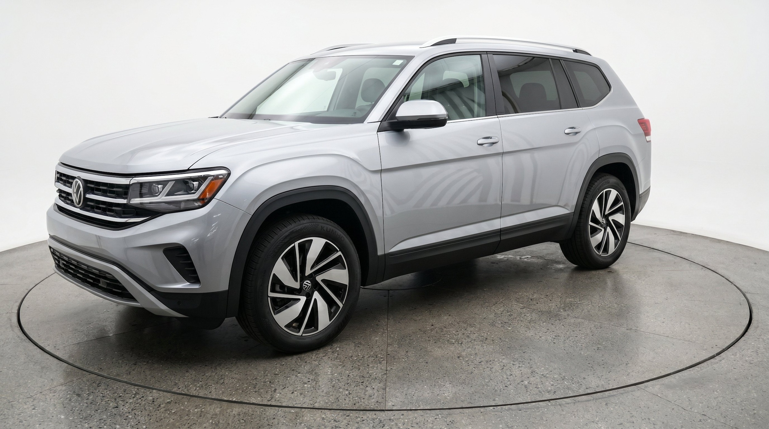 Thumbnail: 2026 Volkswagen Atlas - 3