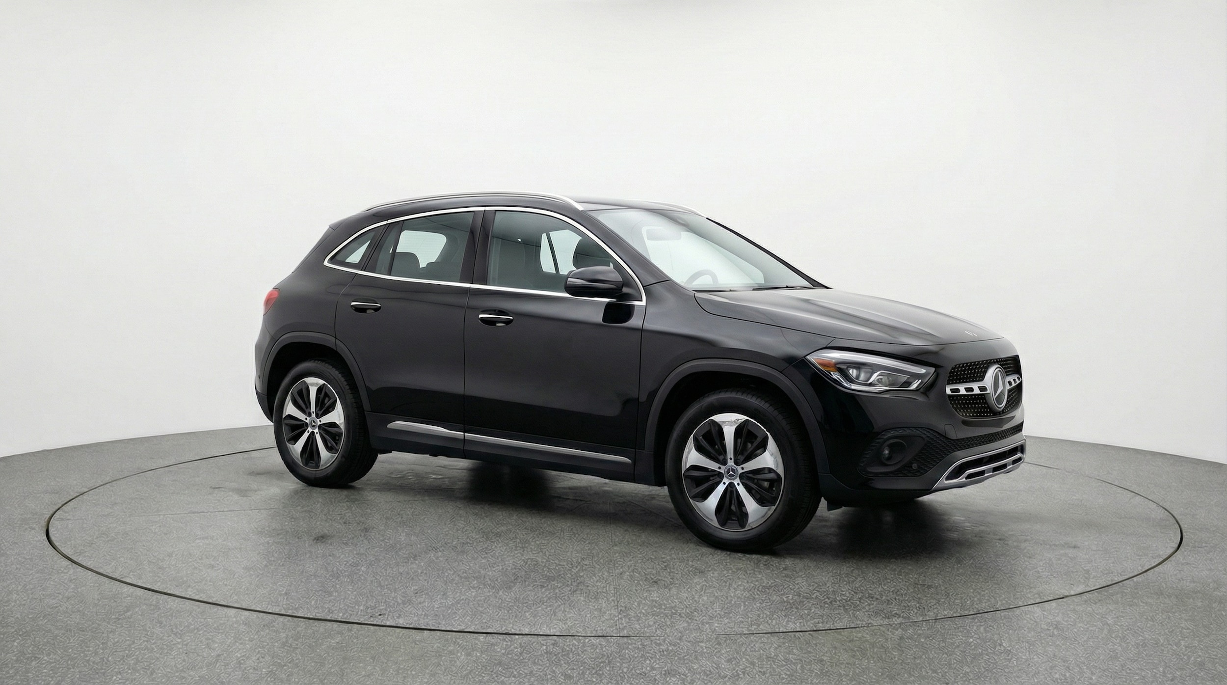 Thumbnail: 2025 Mercedes-Benz GLA - 1