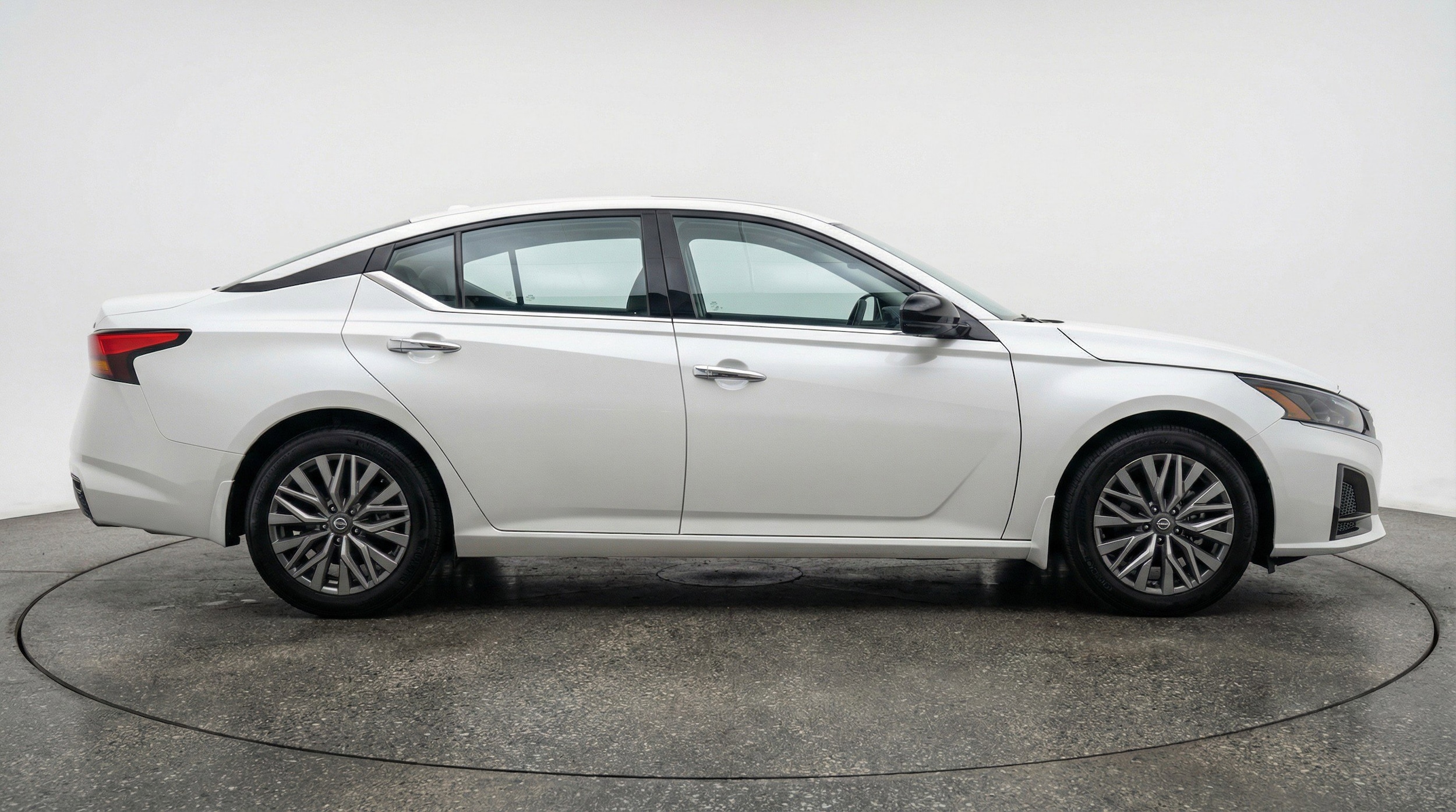 Thumbnail: 2025 Nissan Altima - 11