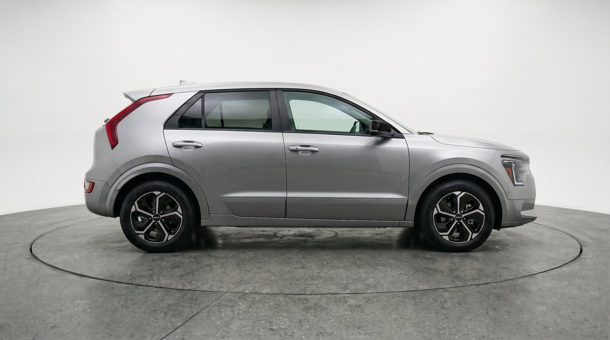 Thumbnail: 2026 Kia Niro - 11