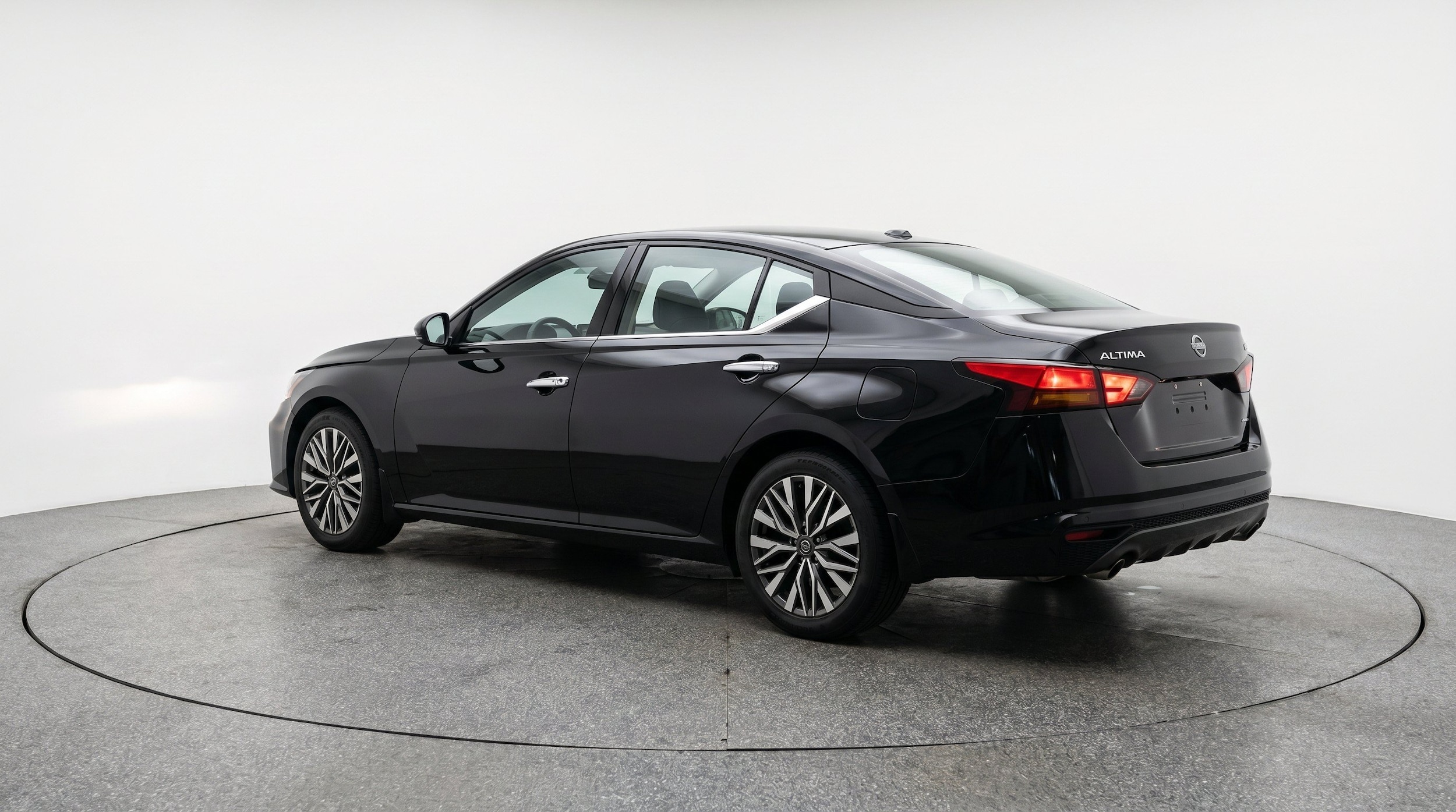 Thumbnail: 2025 Nissan Altima - 6