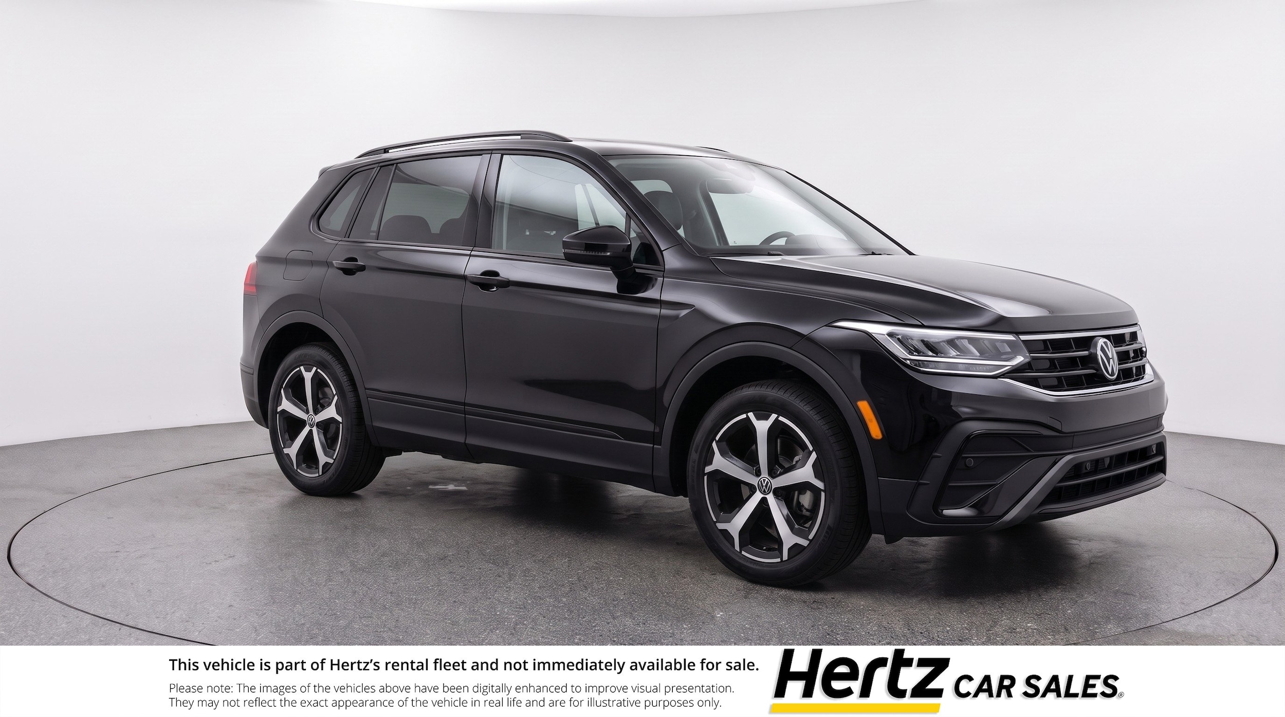 Thumbnail: 2026 Volkswagen Tiguan - 1