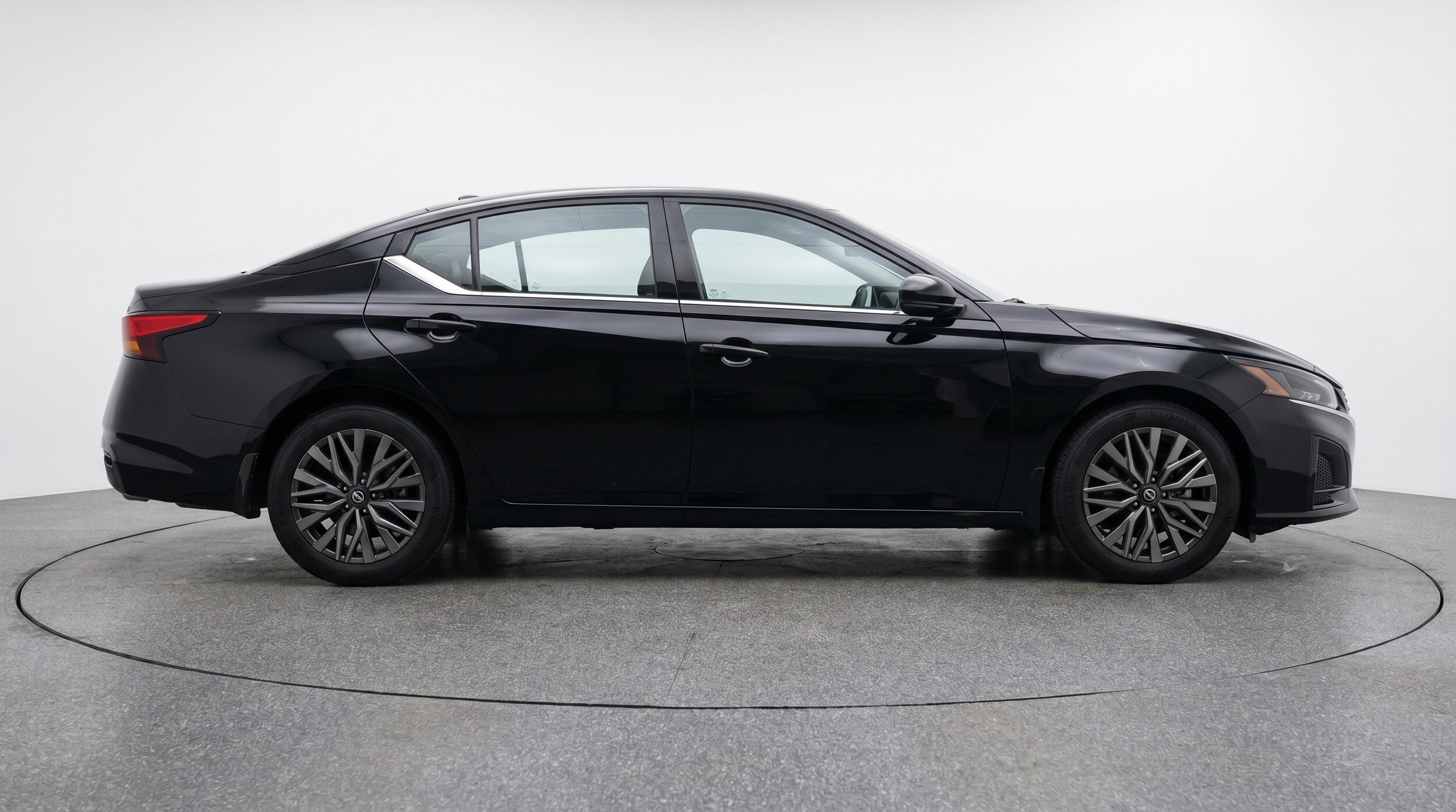 Thumbnail: 2025 Nissan Altima - 11