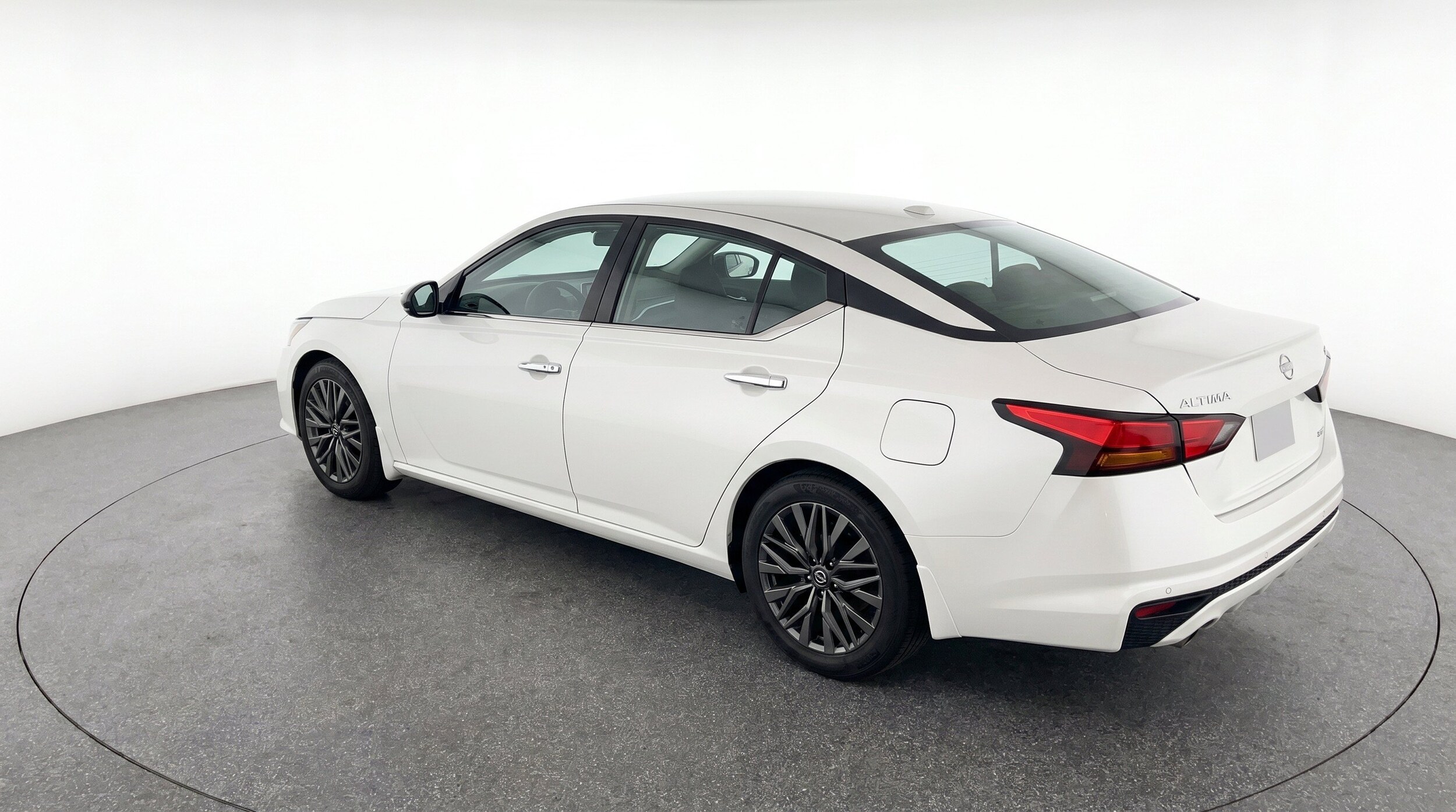 Thumbnail: 2025 Nissan Altima - 6