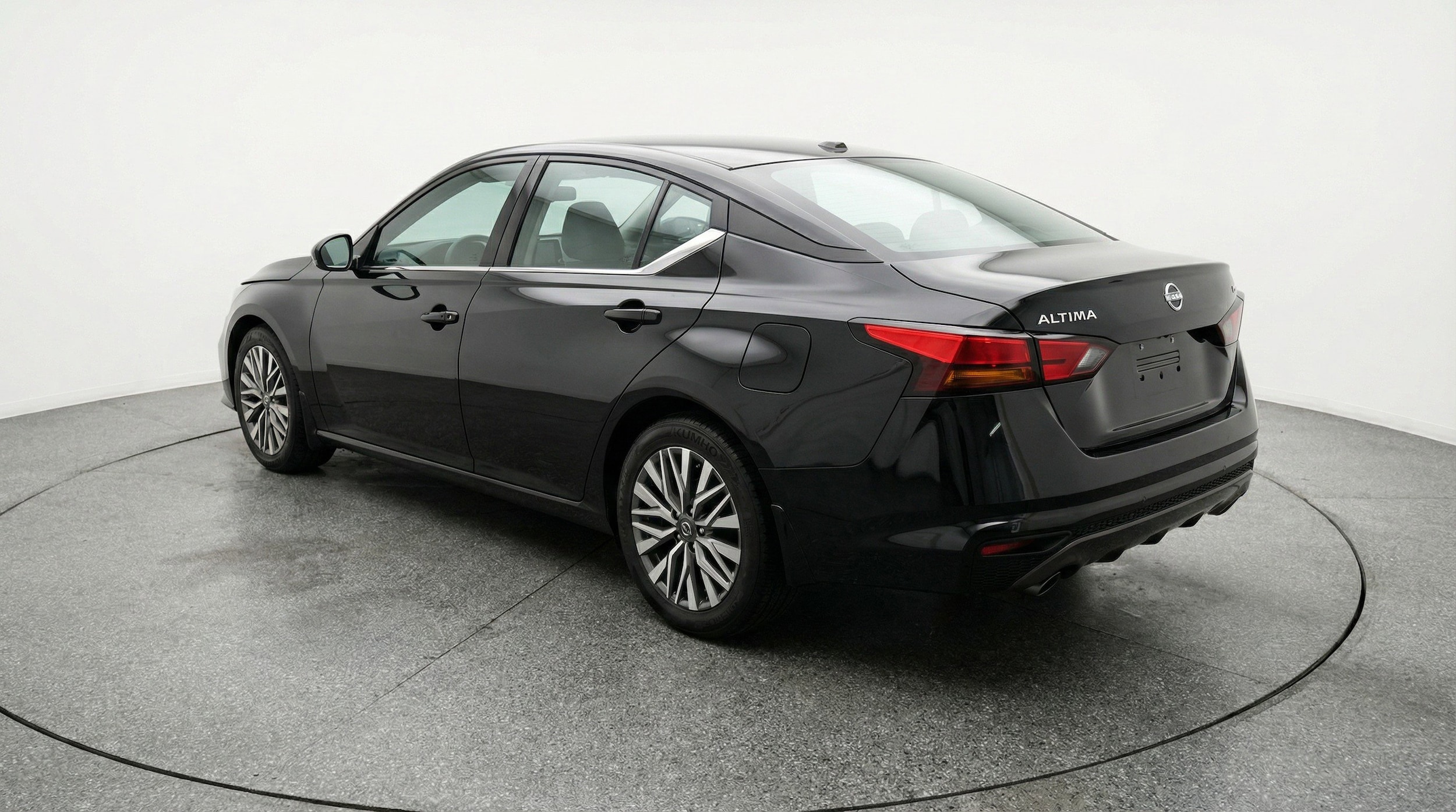 Thumbnail: 2025 Nissan Altima - 6