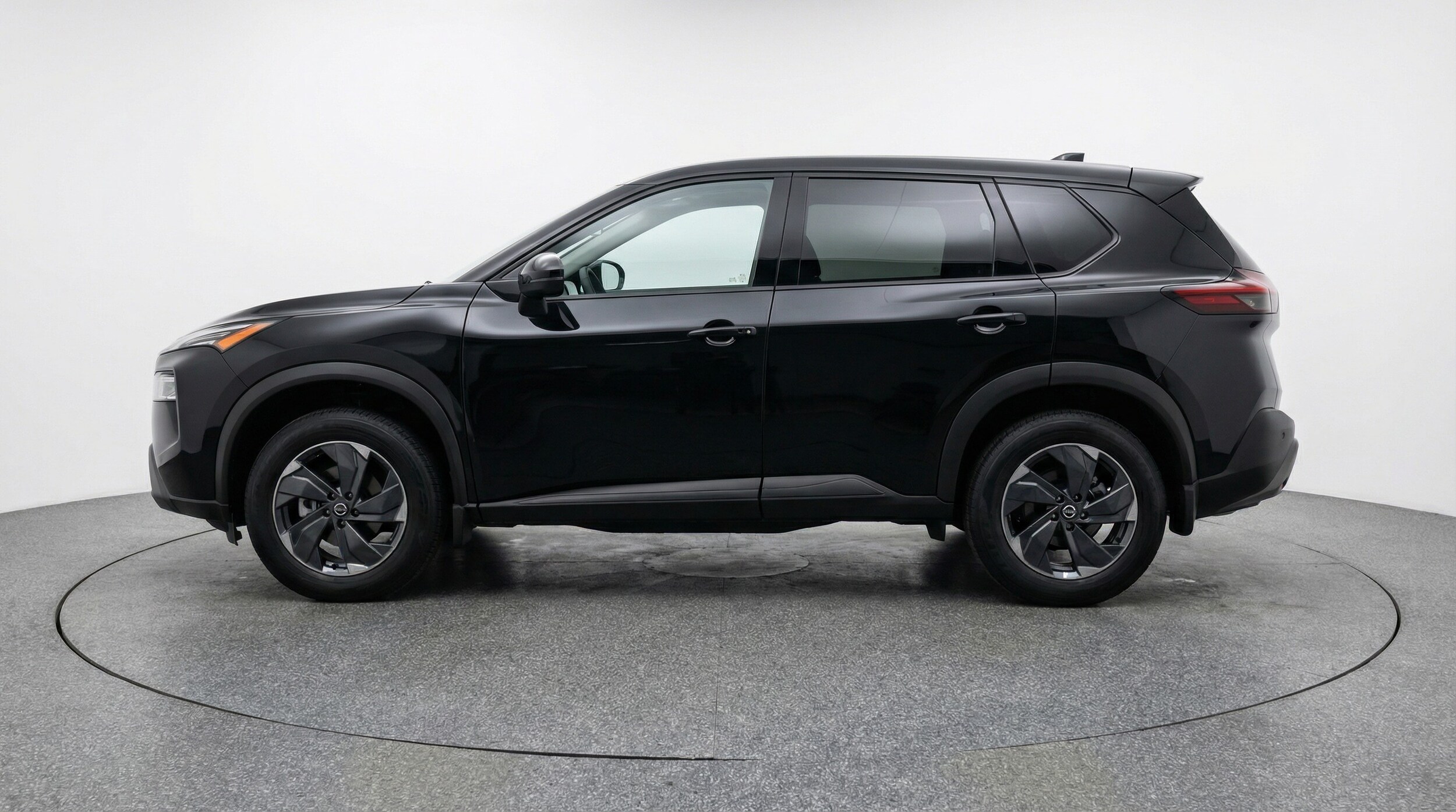 Thumbnail: 2025 Nissan Rogue - 4