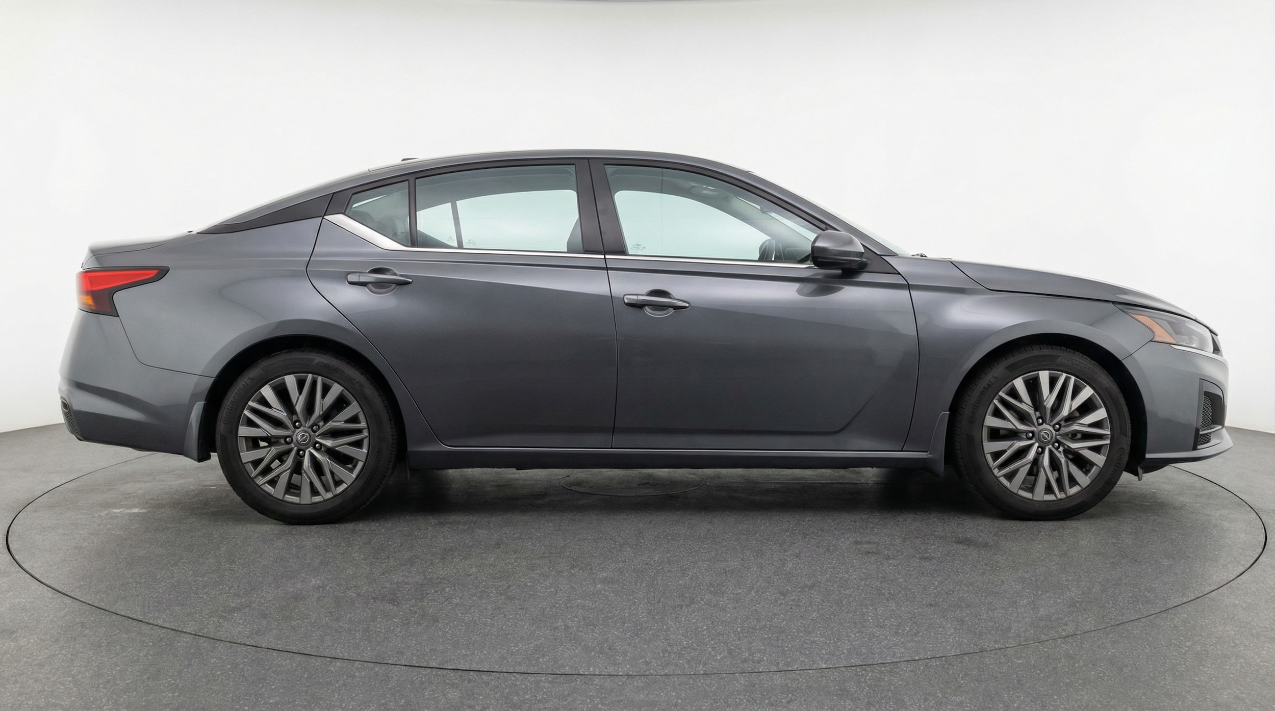 Thumbnail: 2025 Nissan Altima - 8