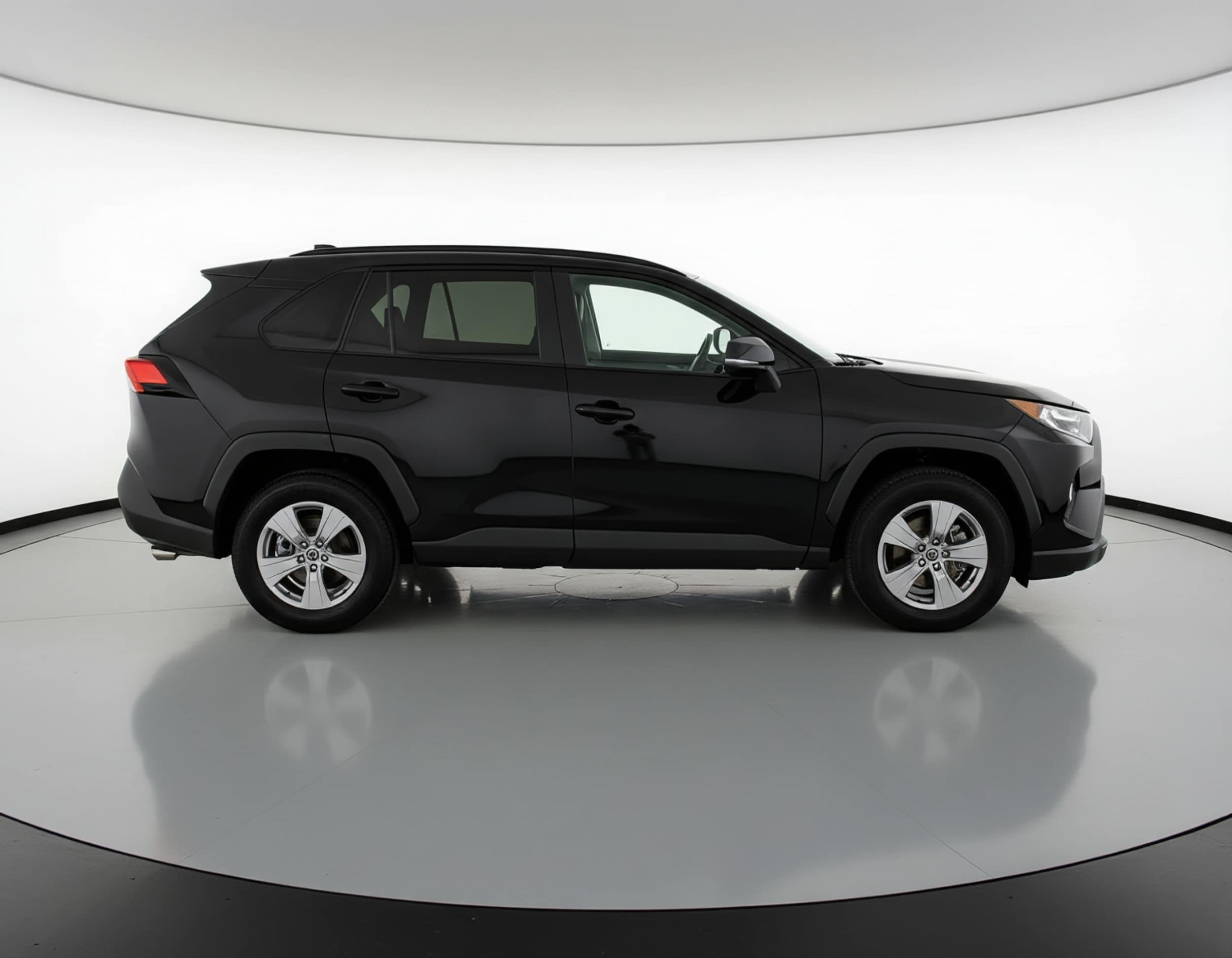 Thumbnail: 2025 Toyota RAV4 - 8