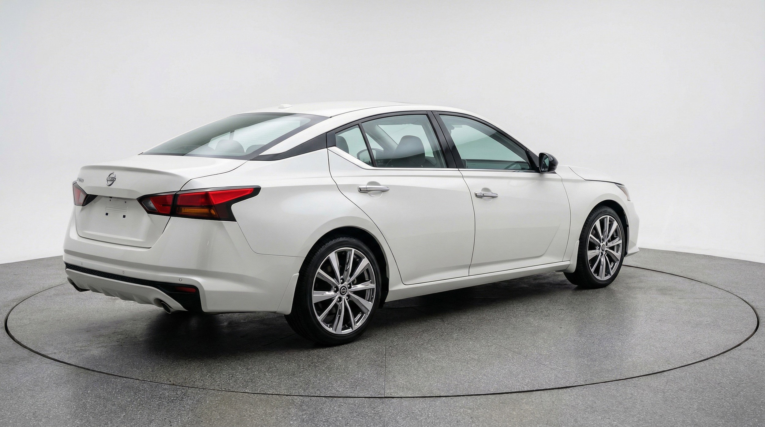 Thumbnail: 2025 Nissan Altima - 9