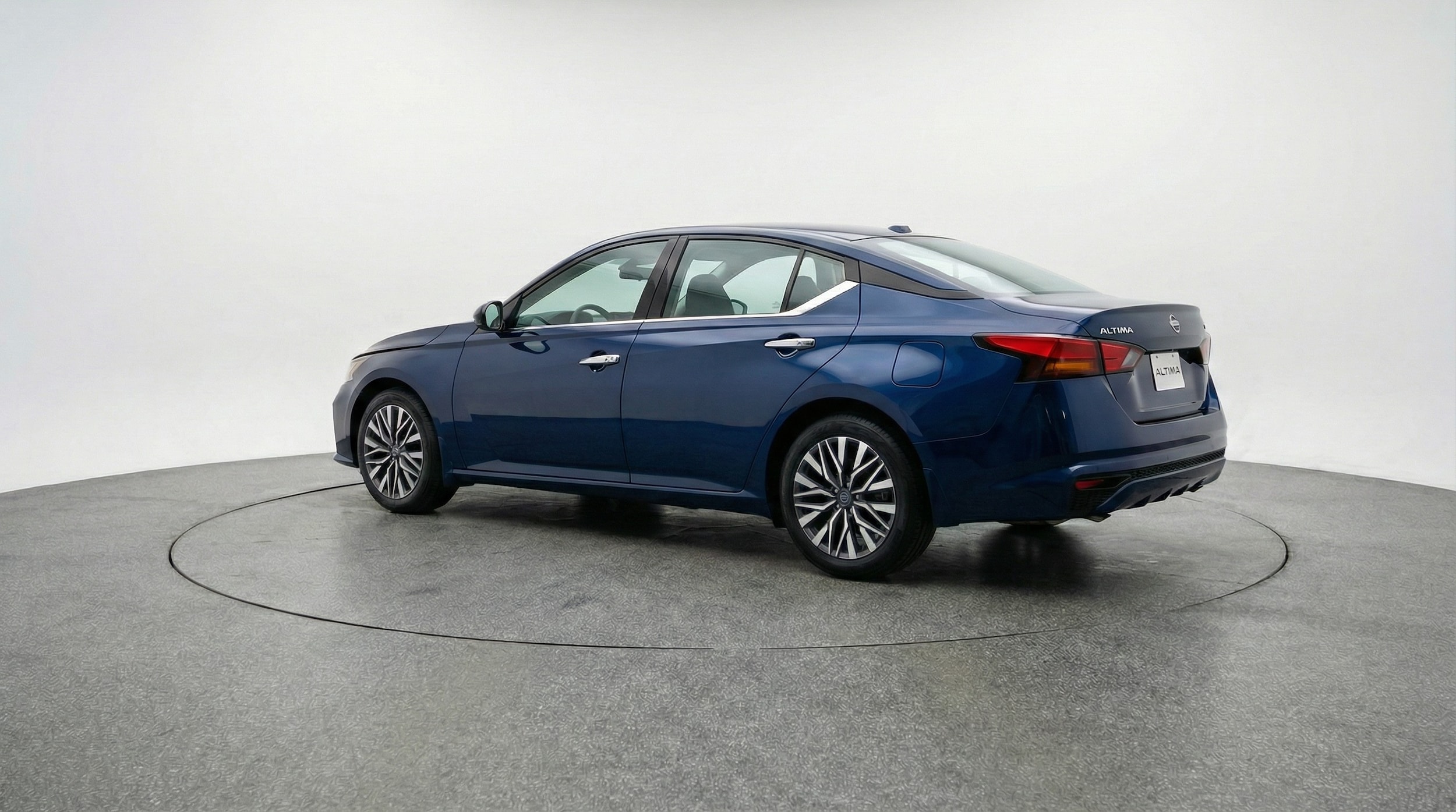 Thumbnail: 2025 Nissan Altima - 5