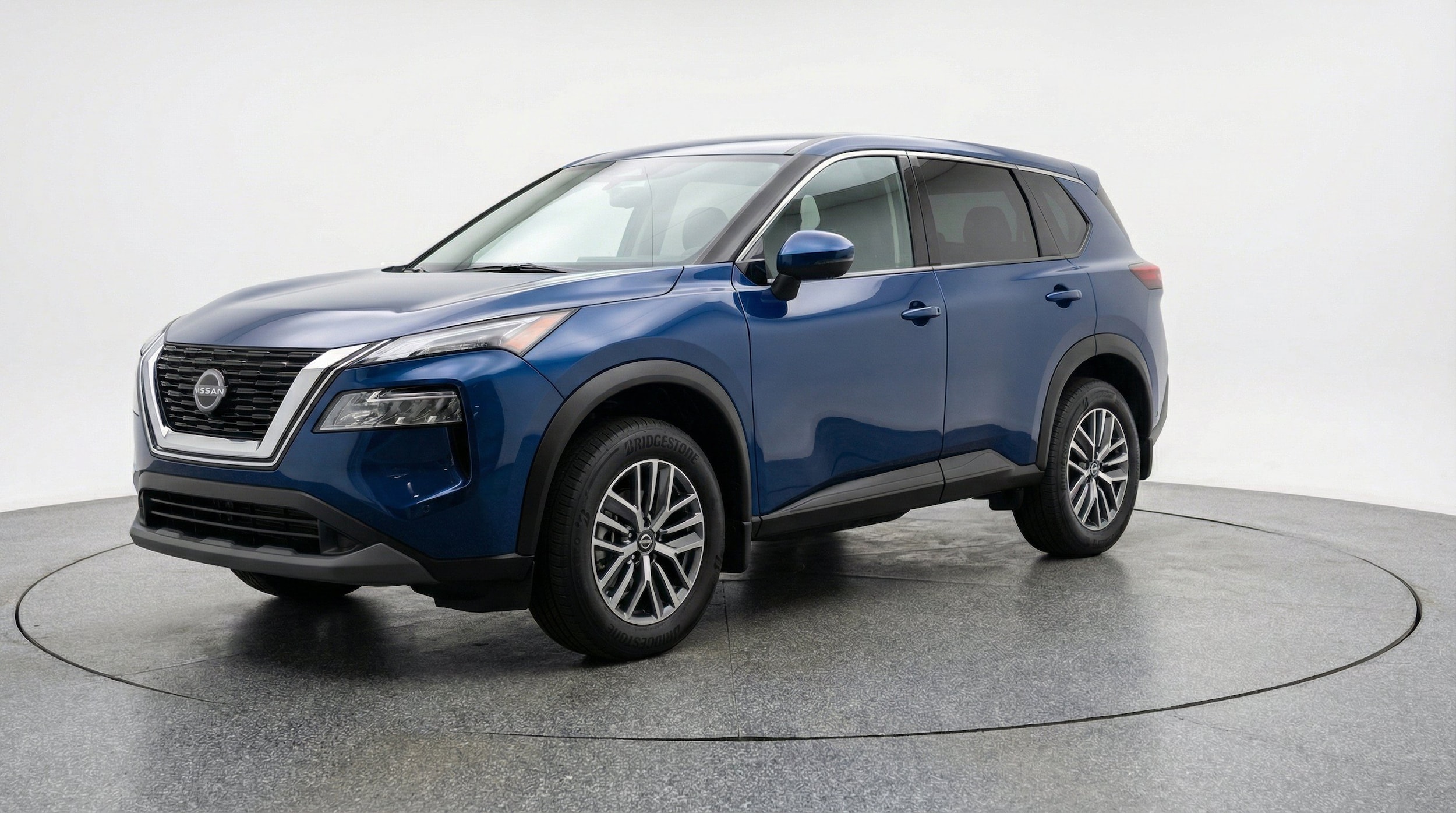 Thumbnail: 2026 Nissan Rogue - 3