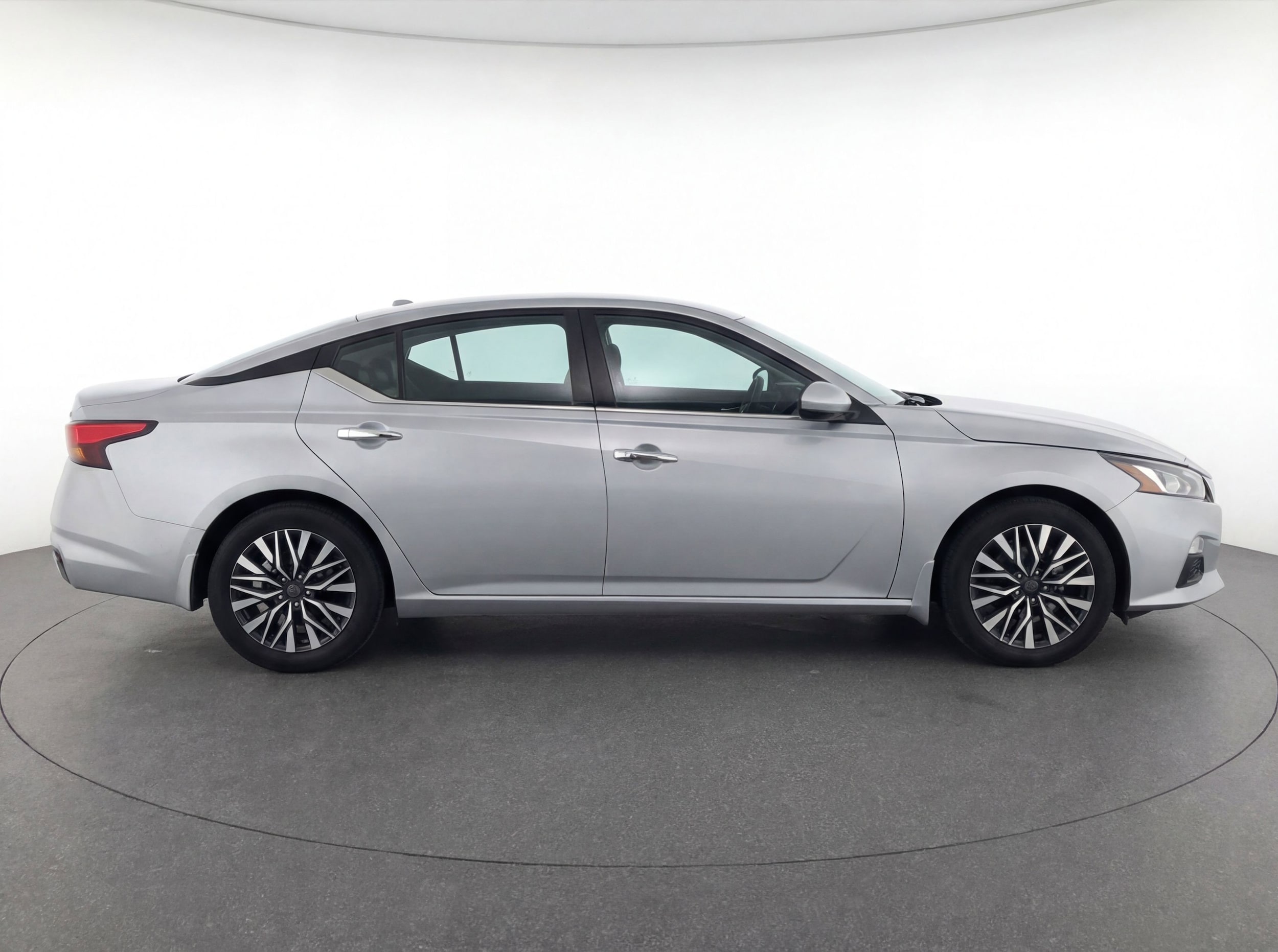 Thumbnail: 2024 Nissan Altima - 11