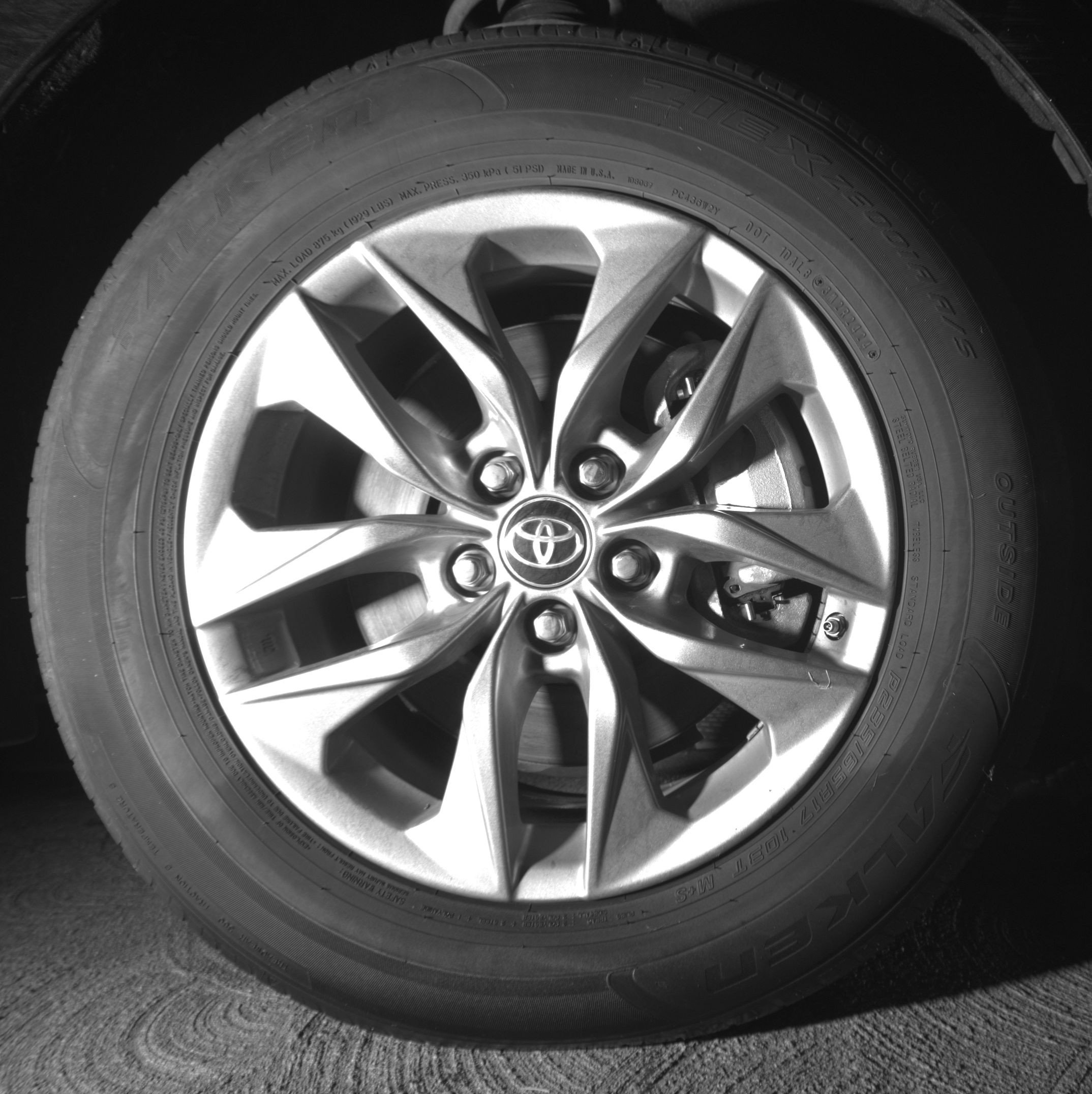 Thumbnail: 2024 Toyota Sienna - 13