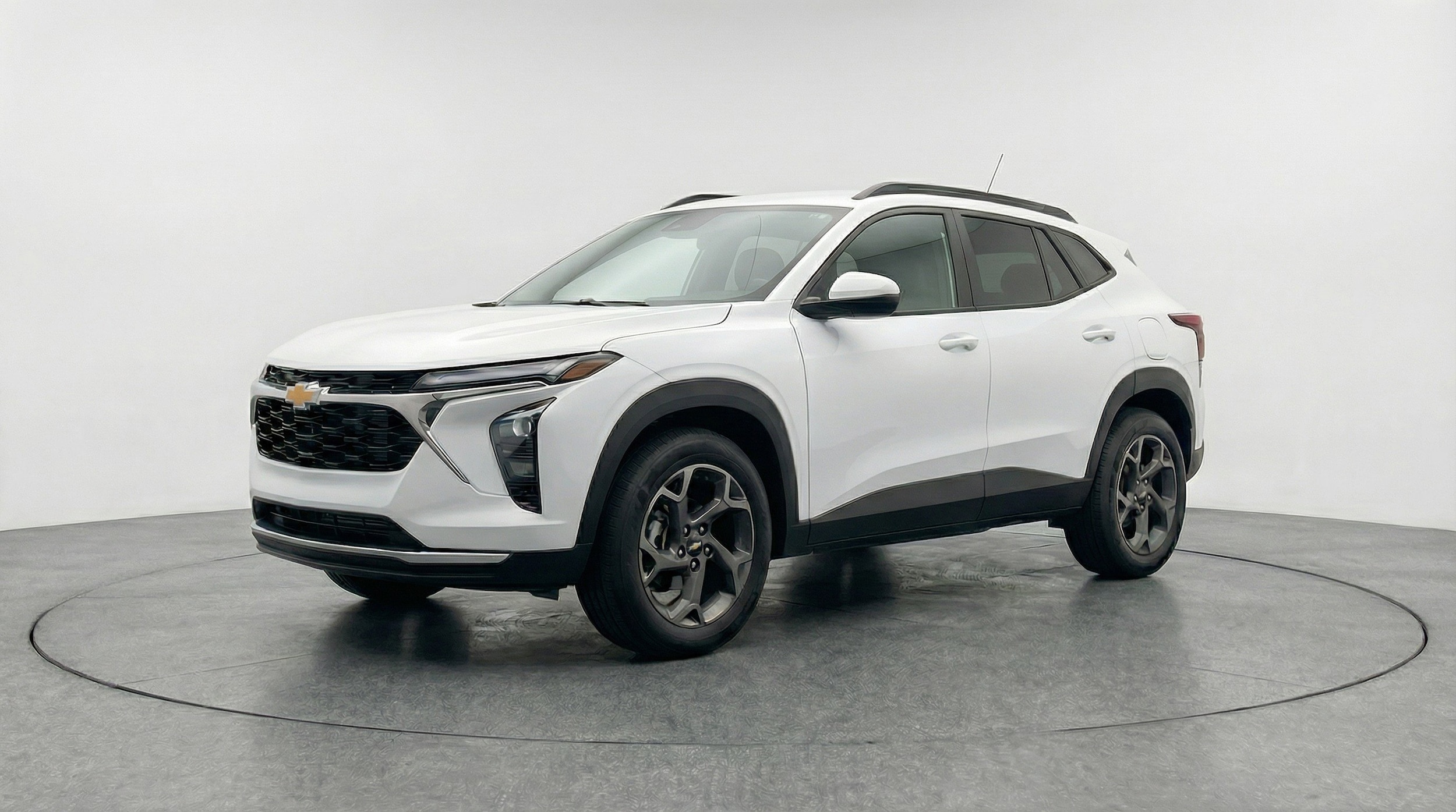 Thumbnail: 2025 Chevrolet Trax - 3