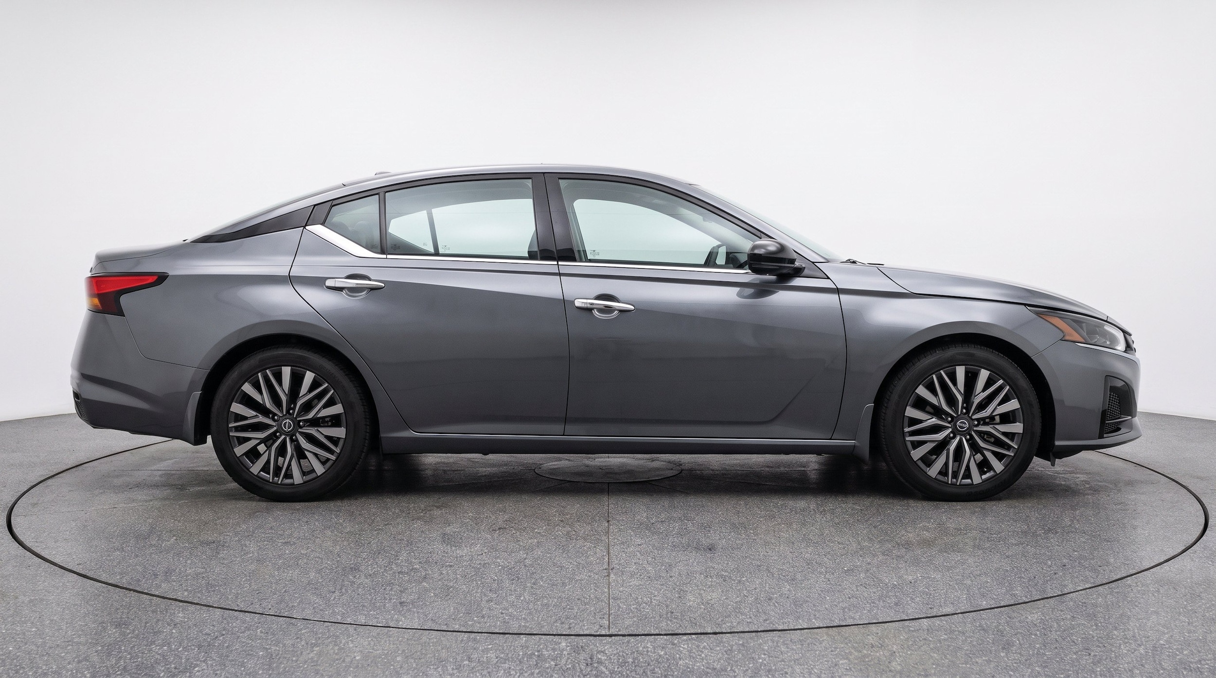 Thumbnail: 2025 Nissan Altima - 10