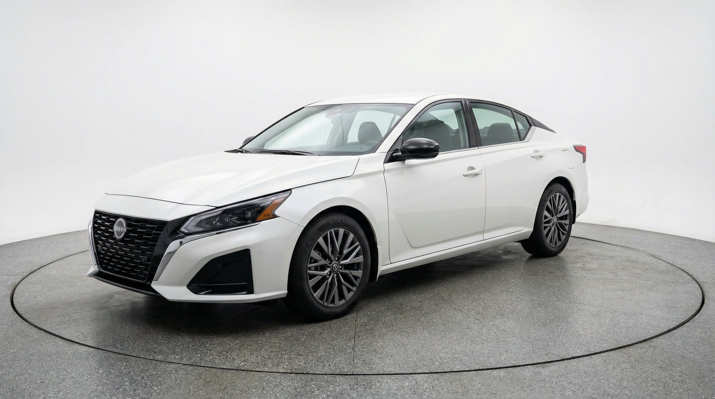 Thumbnail: 2025 Nissan Altima - 3
