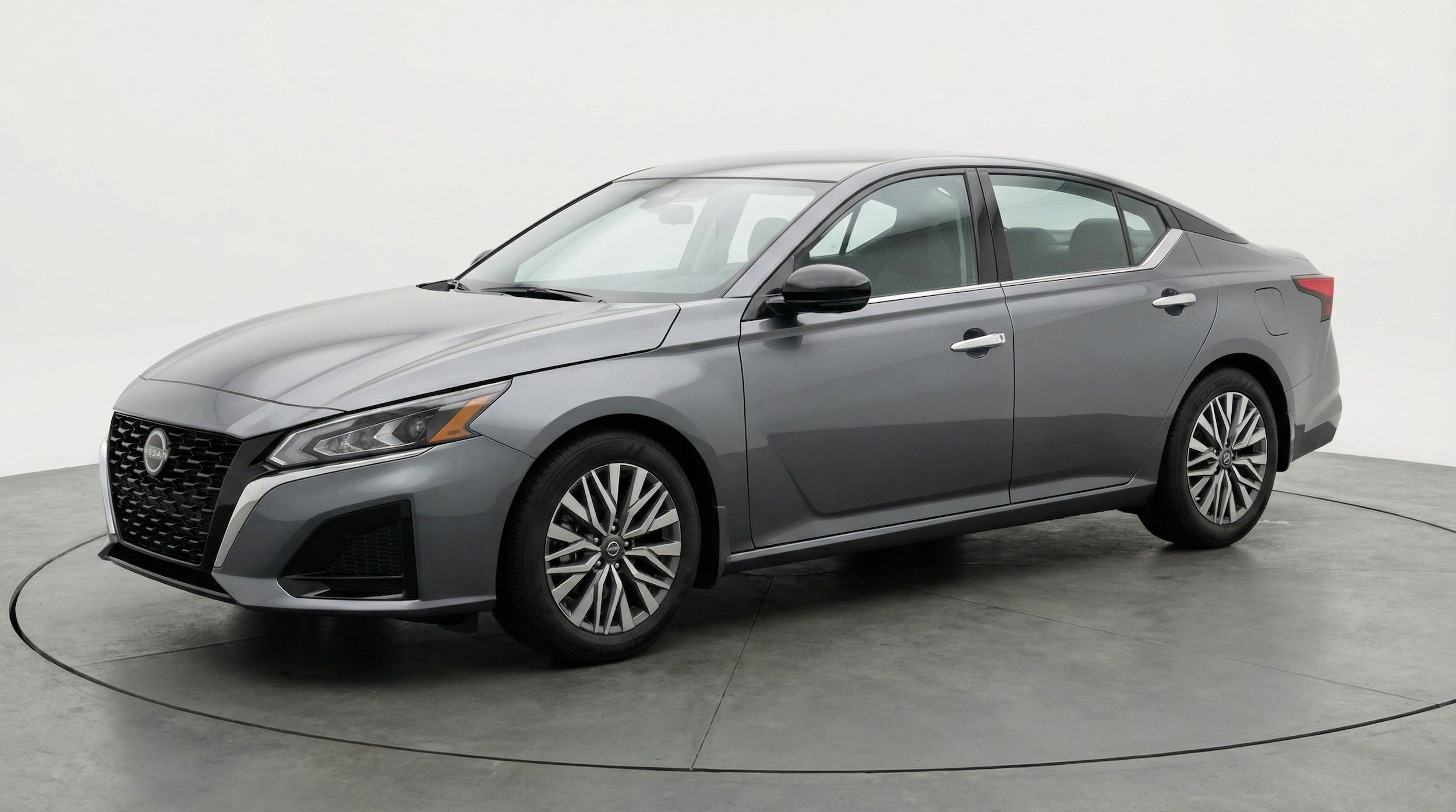 Thumbnail: 2025 Nissan Altima - 3