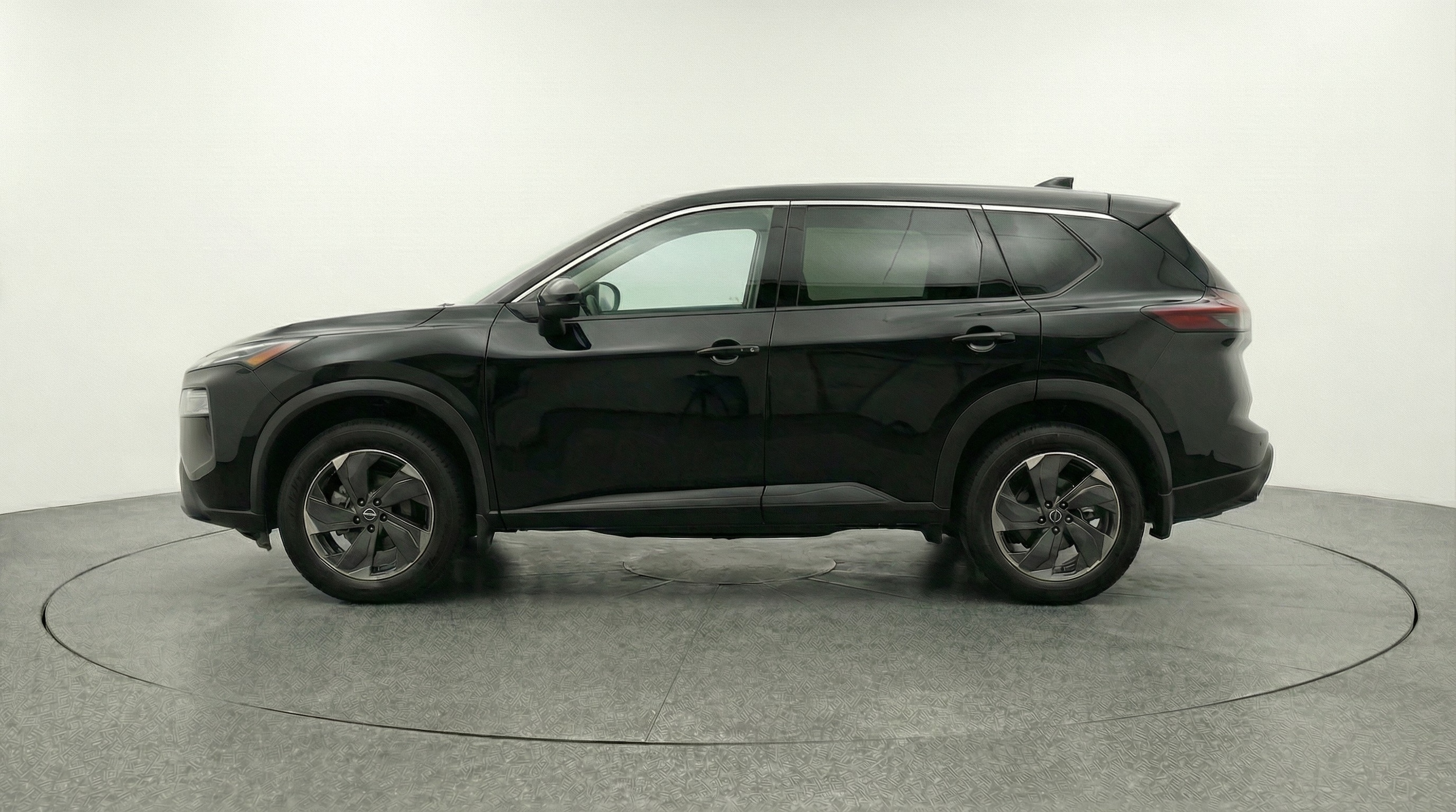 Thumbnail: 2025 Nissan Rogue - 4