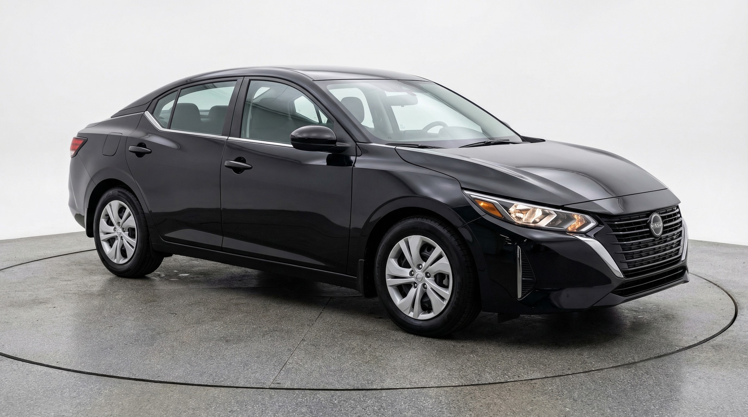 Thumbnail: 2025 Nissan Sentra - 1