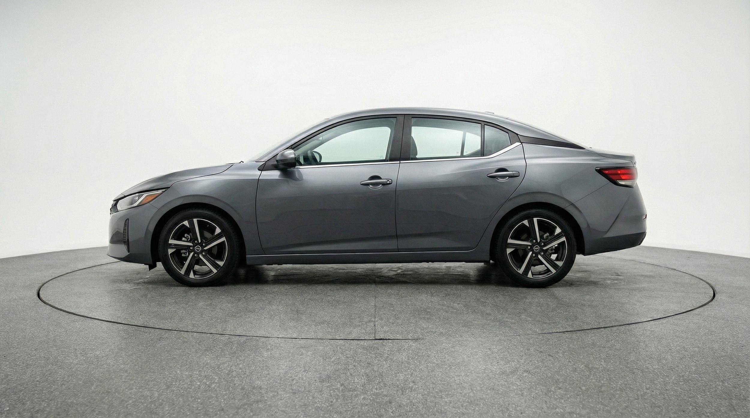 Thumbnail: 2025 Nissan Sentra - 5