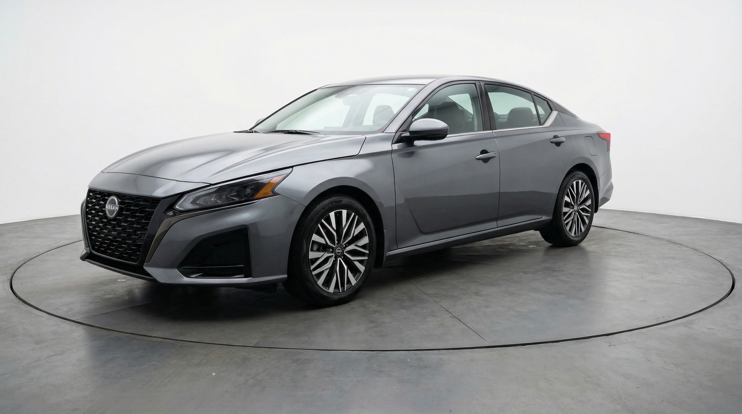 Thumbnail: 2025 Nissan Altima - 3