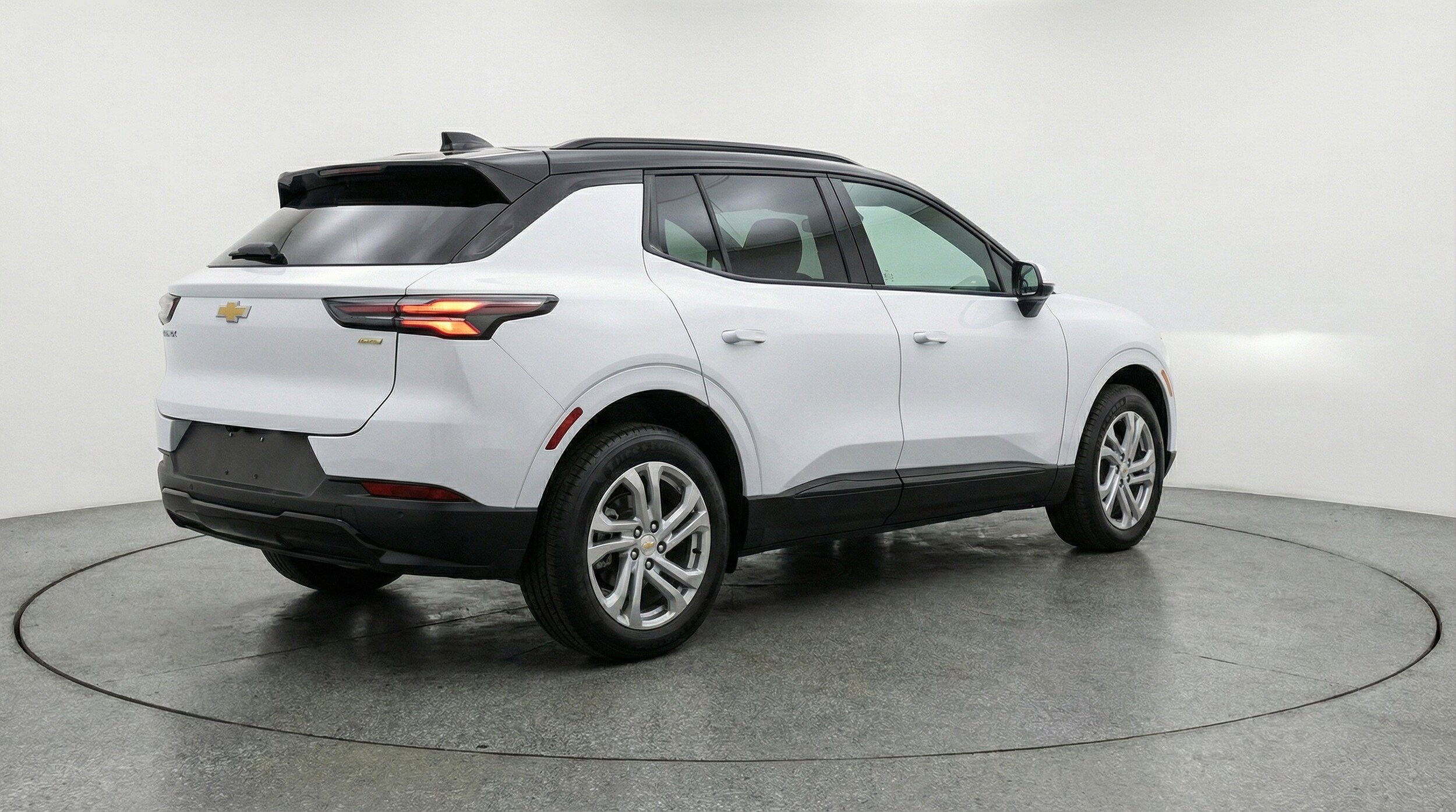 Thumbnail: 2025 Chevrolet Equinox - 9