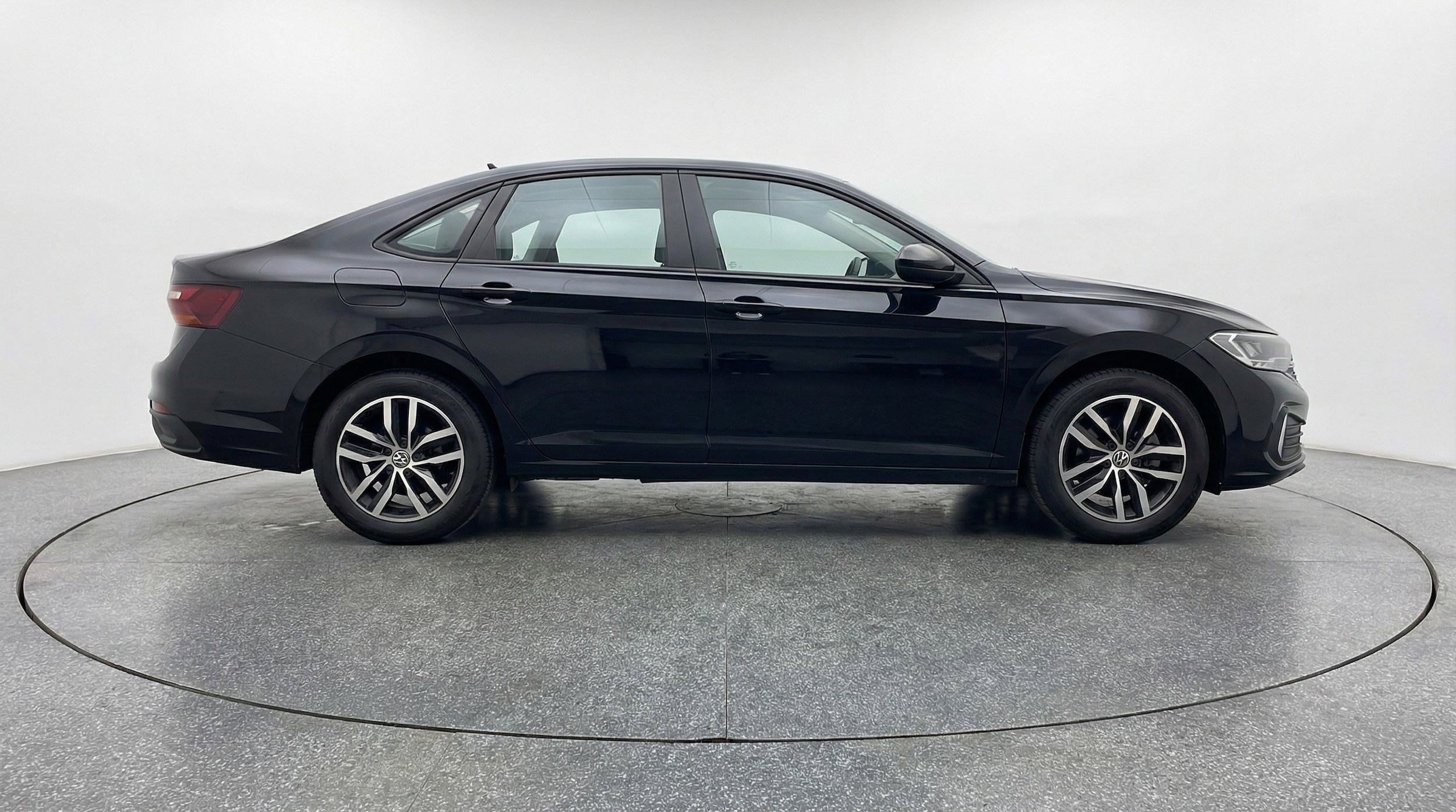 Thumbnail: 2025 Volkswagen Jetta - 11