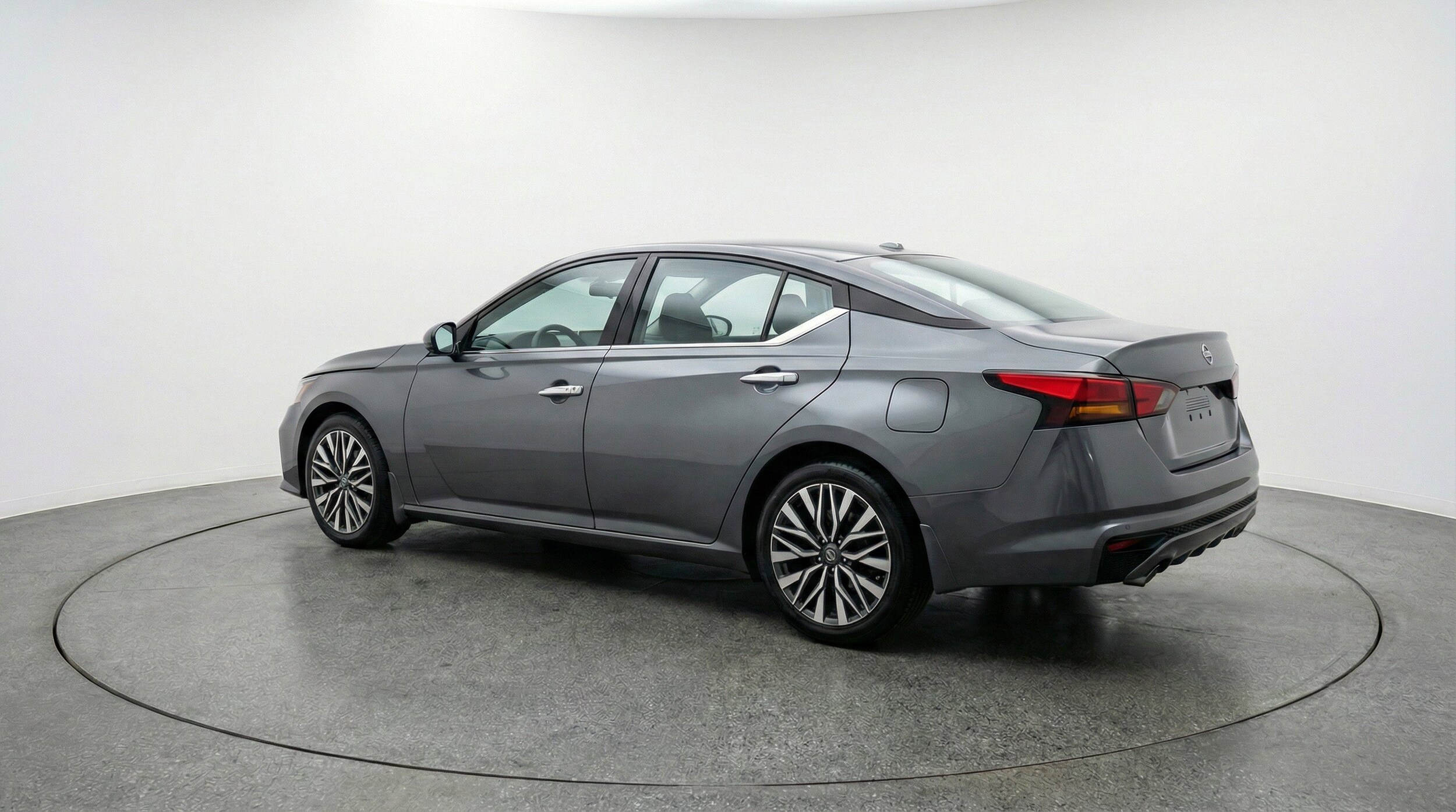 Thumbnail: 2025 Nissan Altima - 6