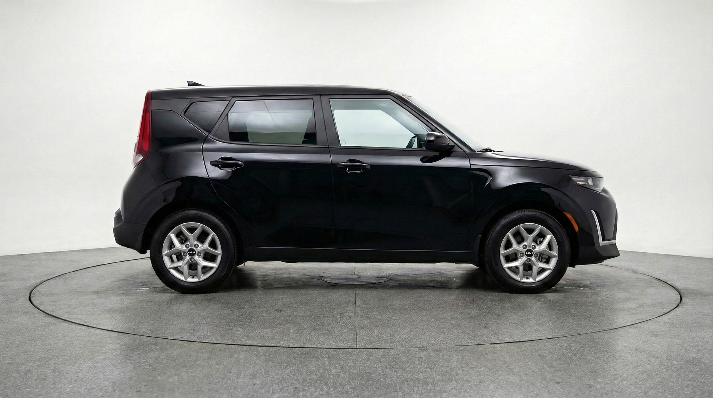 Thumbnail: 2025 Kia Soul - 8