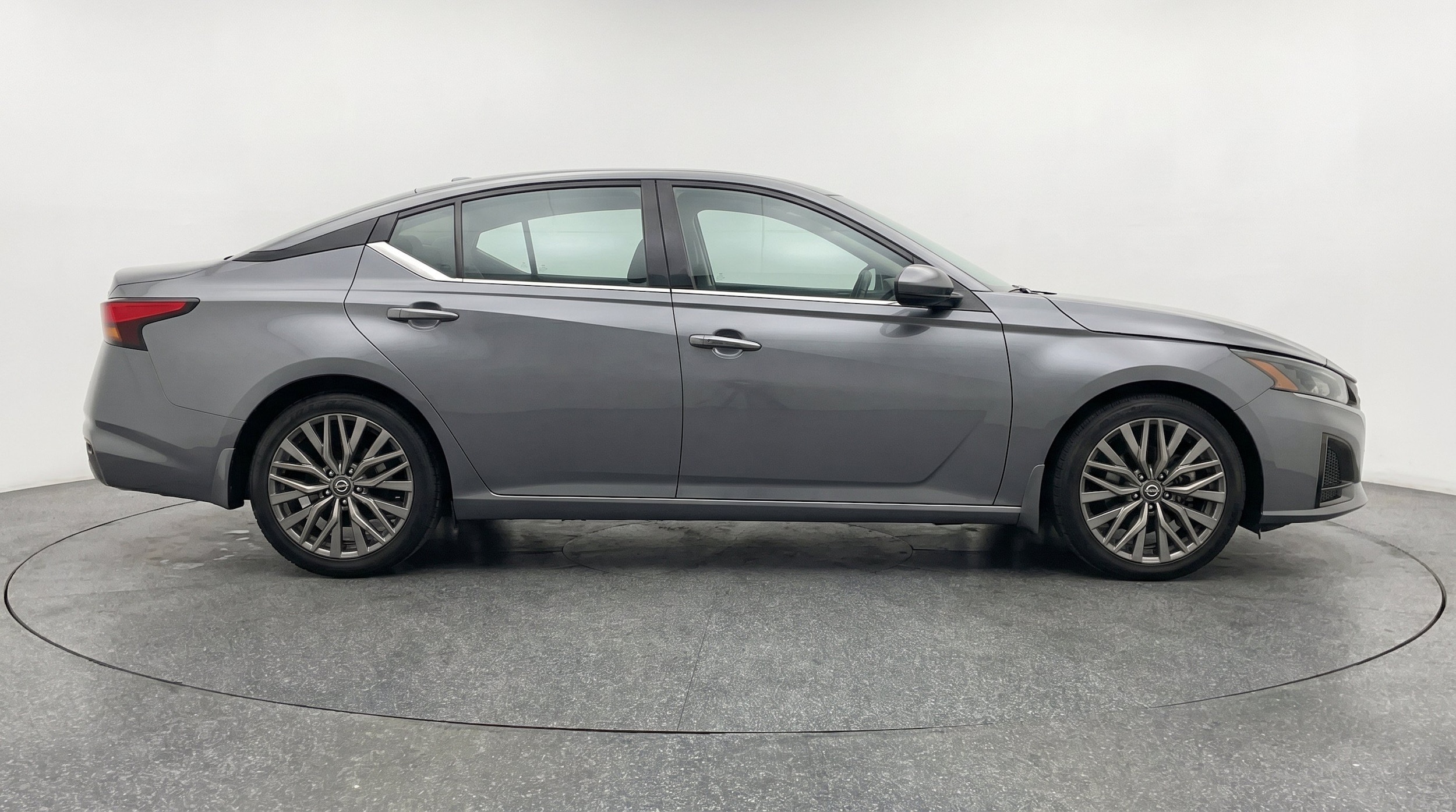 Thumbnail: 2025 Nissan Altima - 10