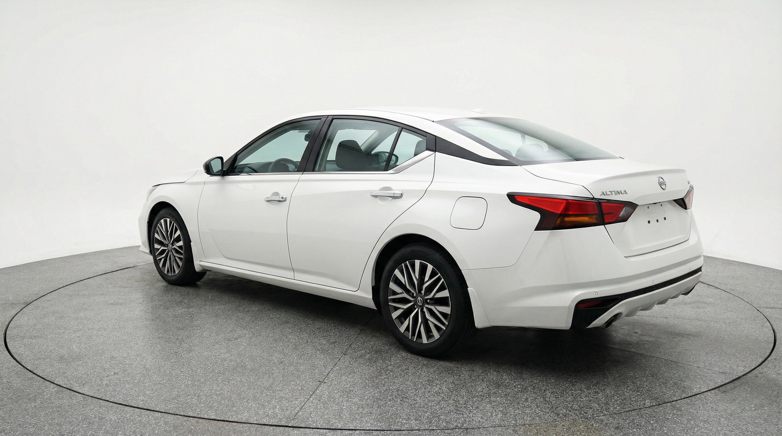 Thumbnail: 2025 Nissan Altima - 6