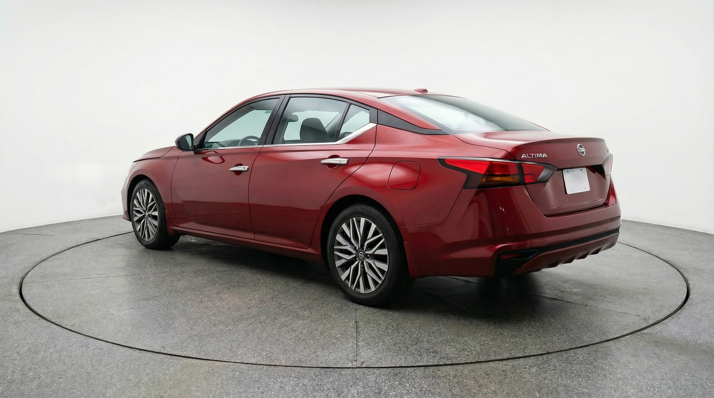 Thumbnail: 2025 Nissan Altima - 5