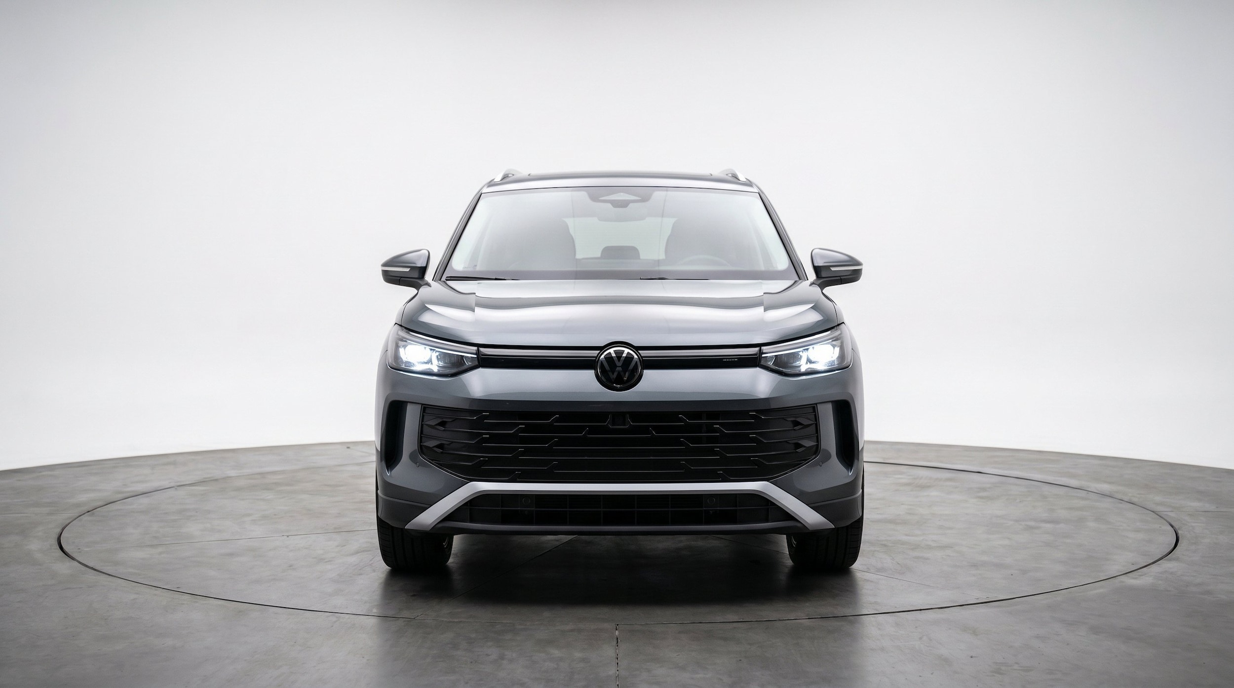 Thumbnail: 2026 Volkswagen Tiguan - 2