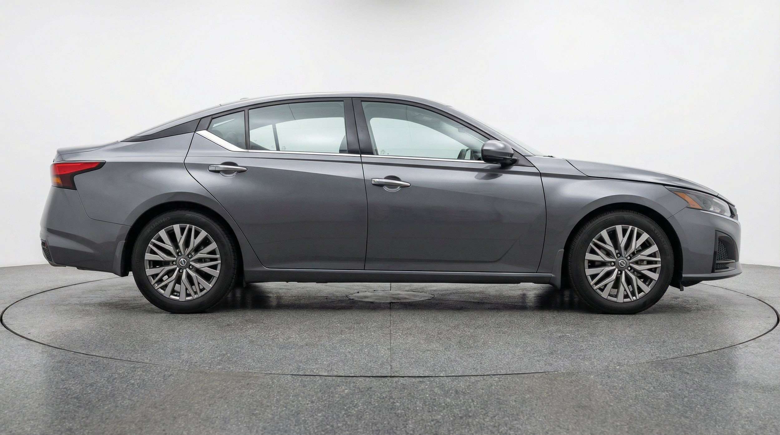 Thumbnail: 2025 Nissan Altima - 11
