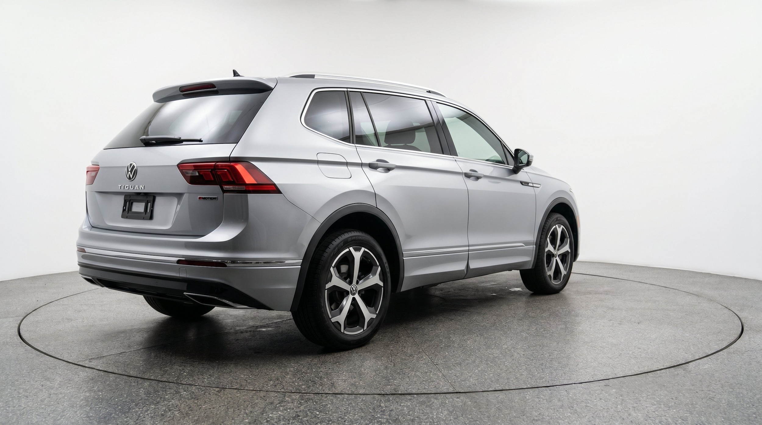 Thumbnail: 2026 Volkswagen Tiguan - 9