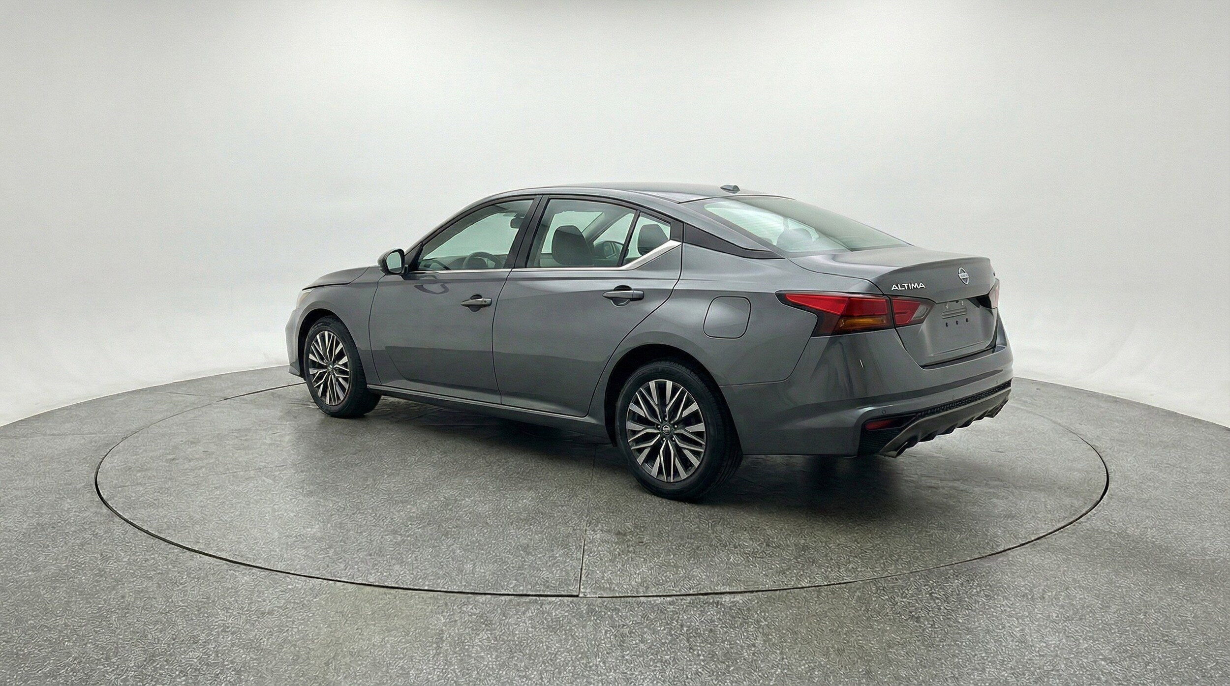 Thumbnail: 2025 Nissan Altima - 6