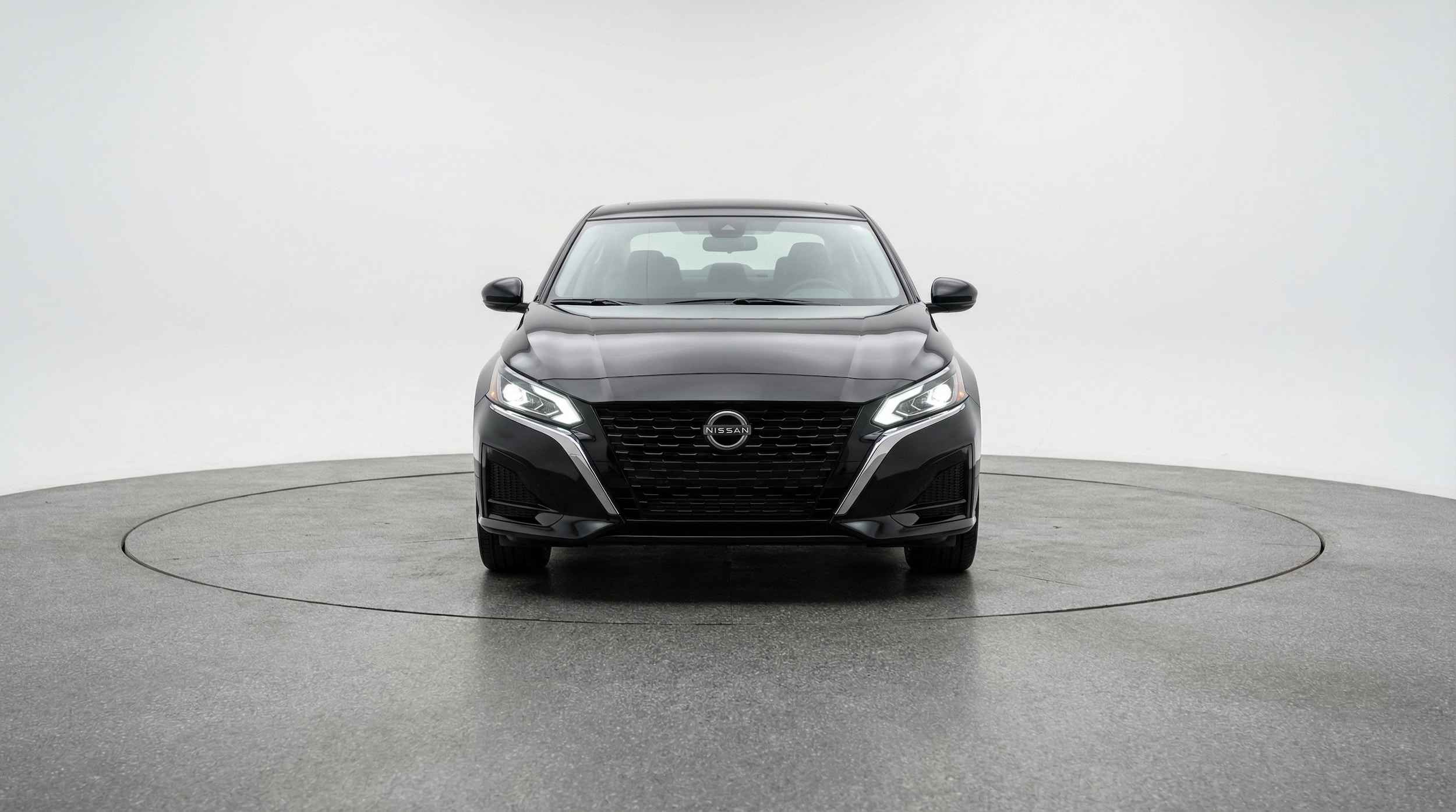 Thumbnail: 2025 Nissan Altima - 2