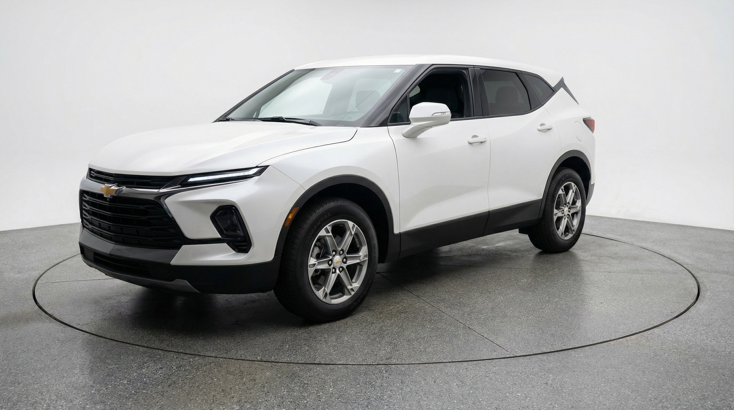 Thumbnail: 2025 Chevrolet Blazer - 3