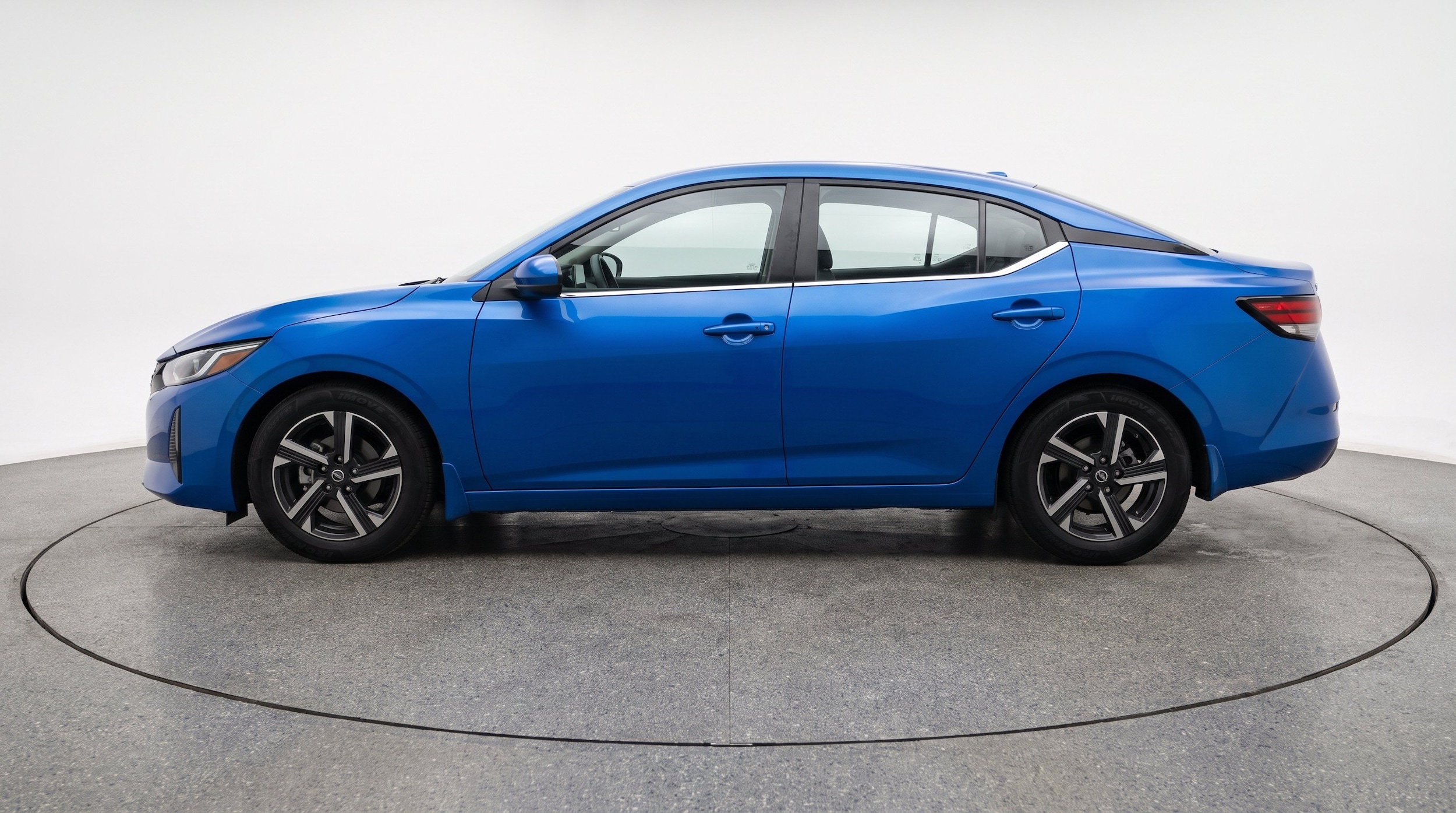 Thumbnail: 2025 Nissan Sentra - 5