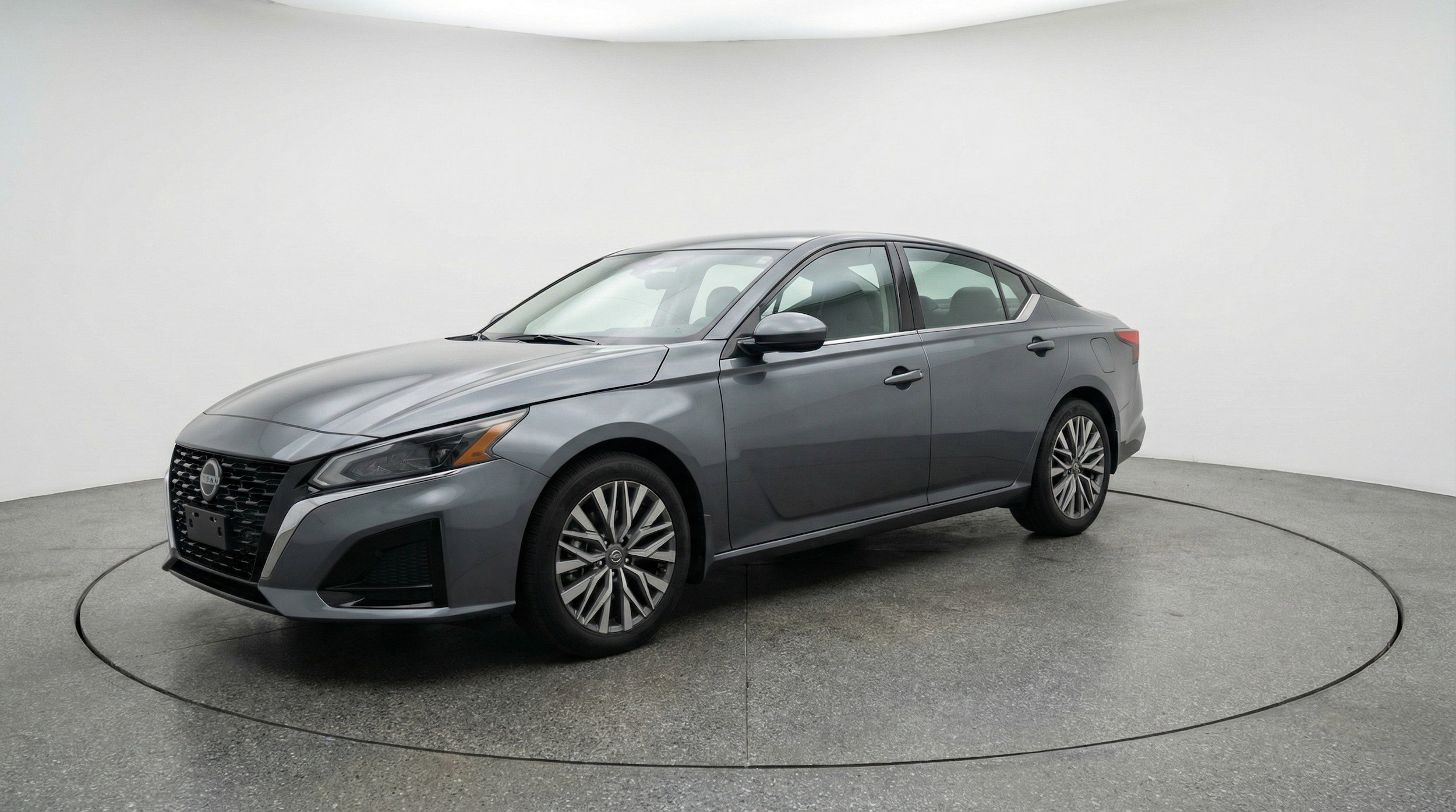 Thumbnail: 2025 Nissan Altima - 3