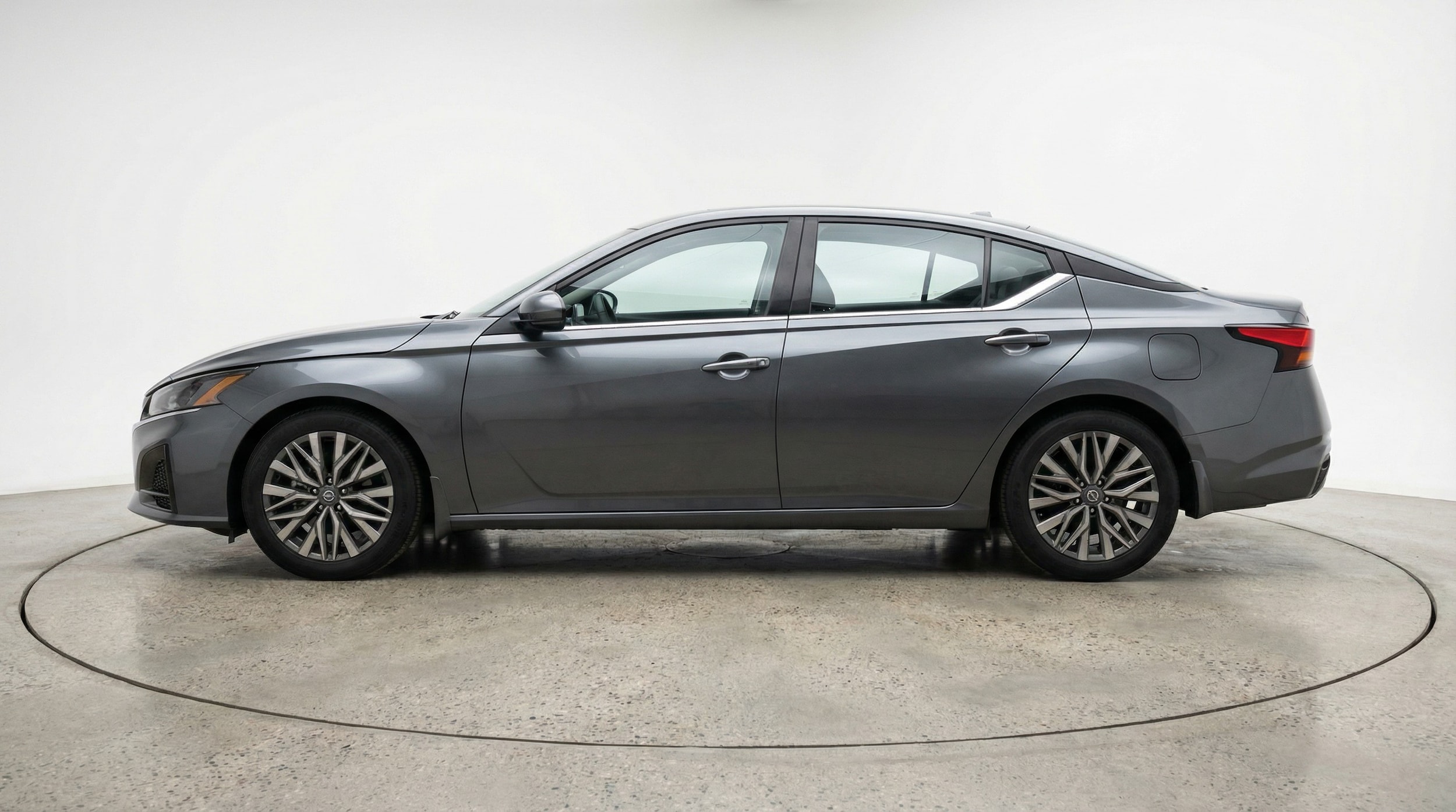 Thumbnail: 2025 Nissan Altima - 4