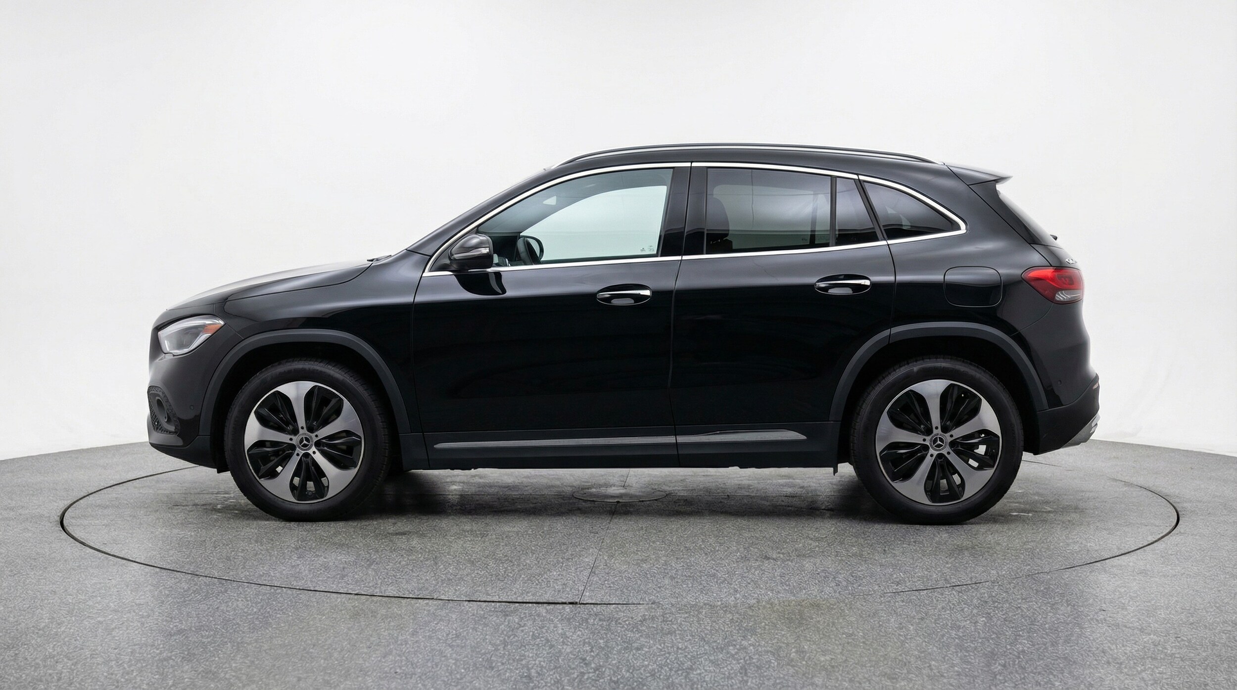 Thumbnail: 2025 Mercedes-Benz GLA - 4