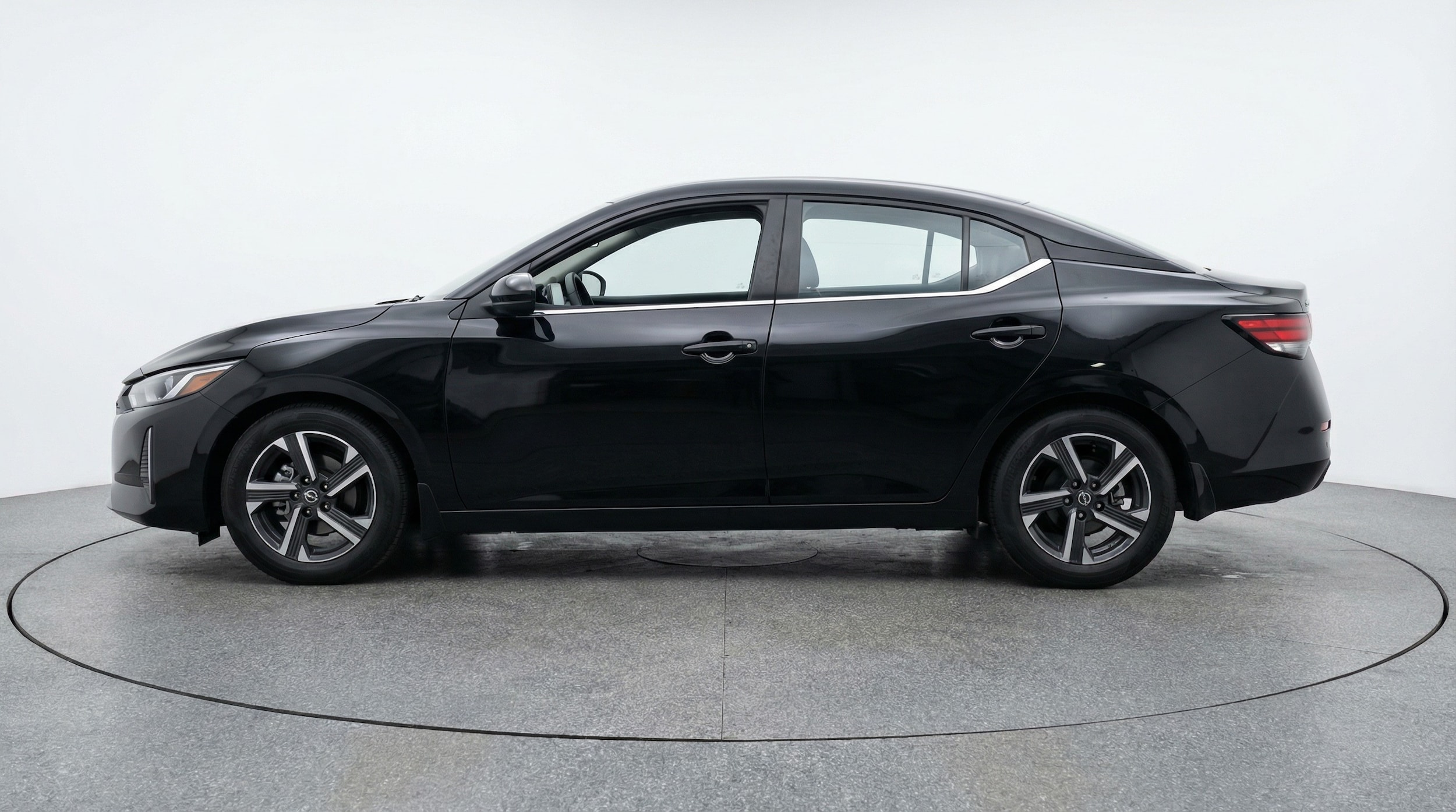 Thumbnail: 2025 Nissan Sentra - 4