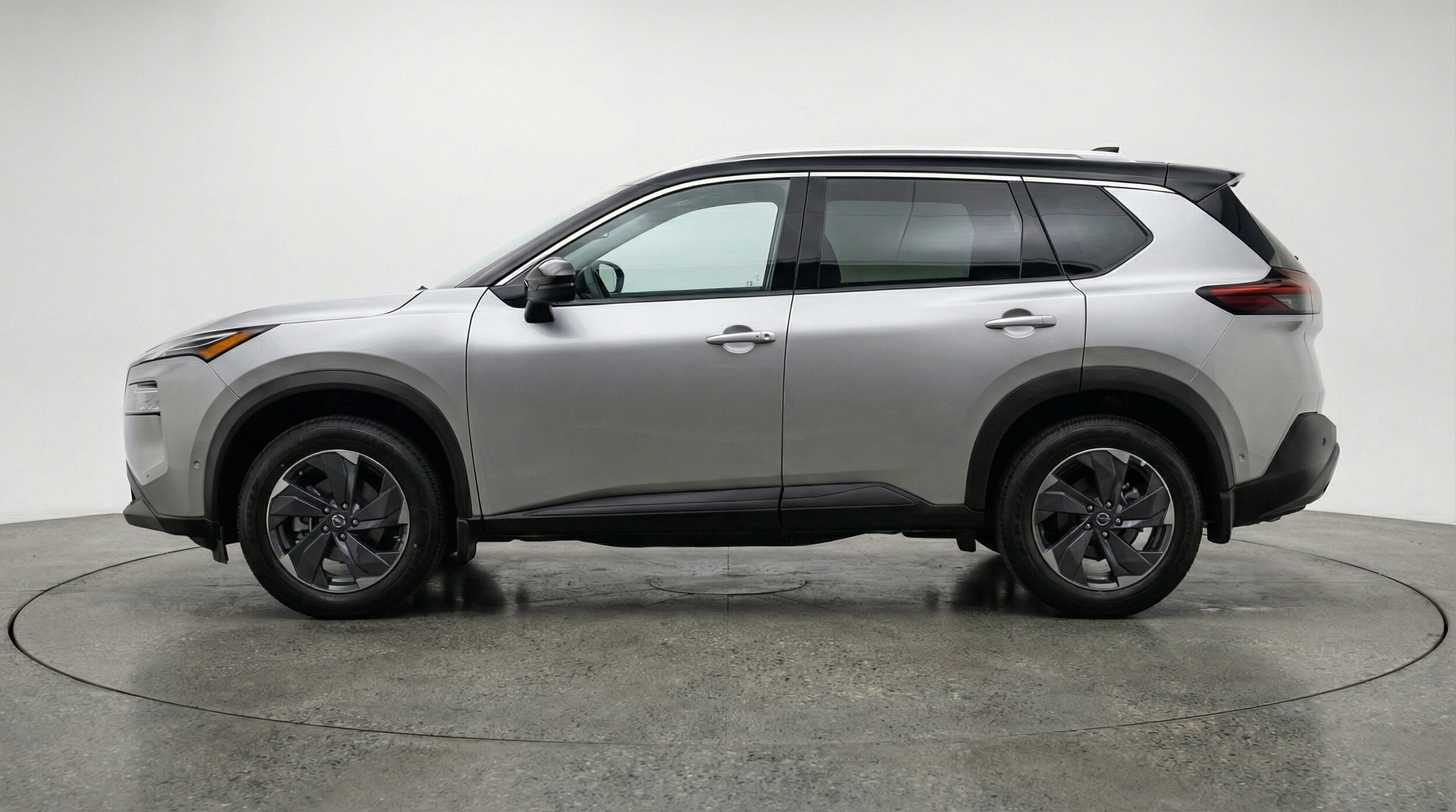 Thumbnail: 2025 Nissan Rogue - 4