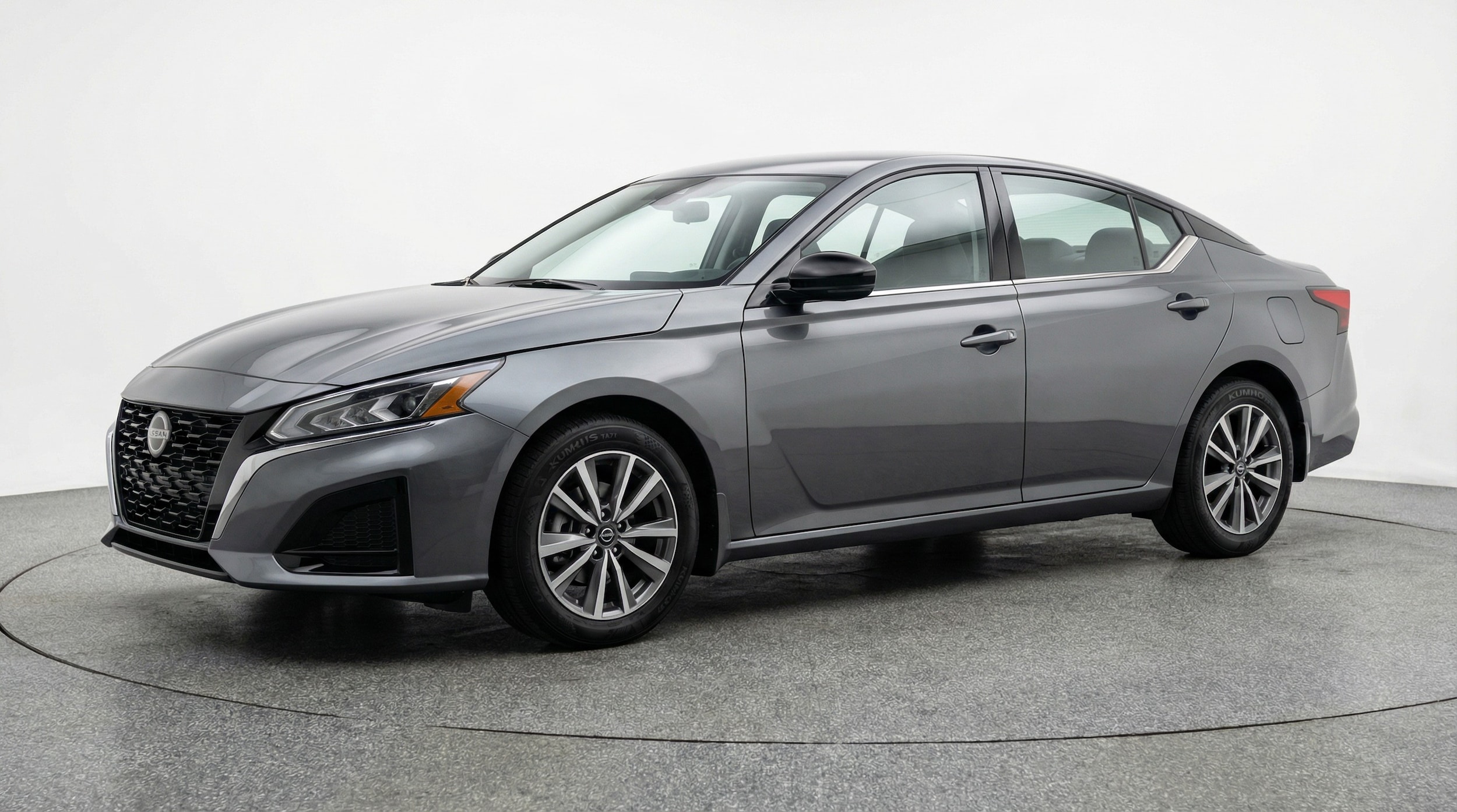 Thumbnail: 2025 Nissan Altima - 3