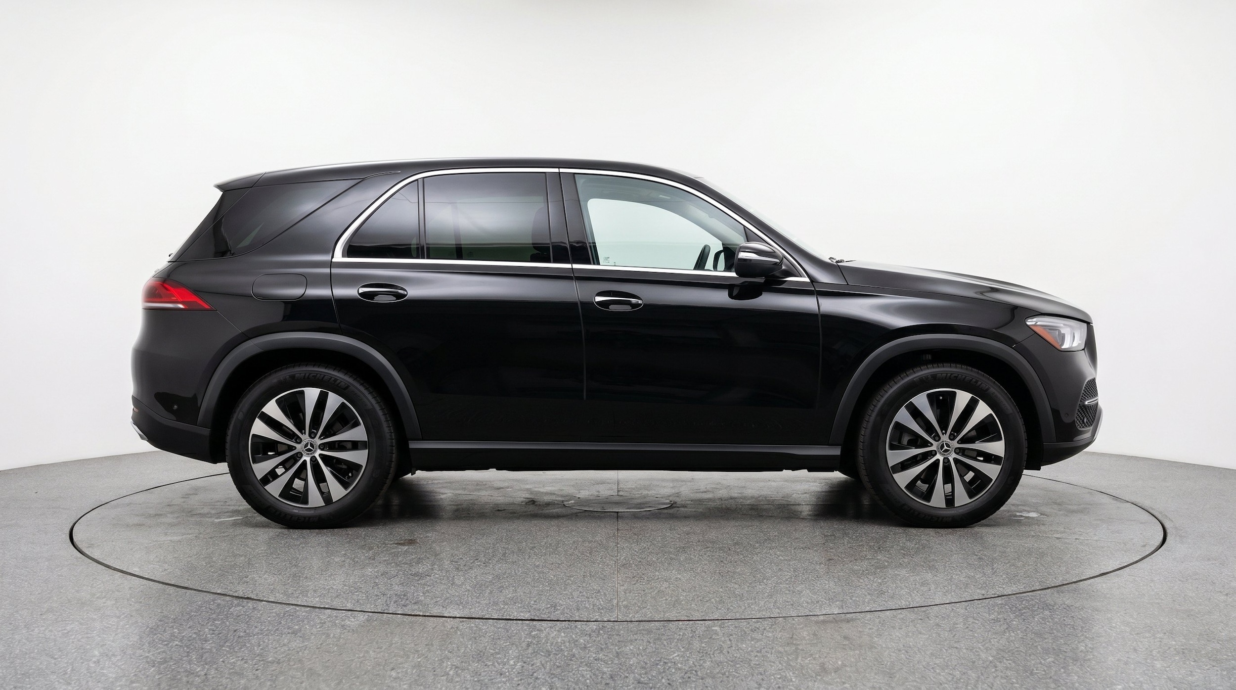Thumbnail: 2026 Mercedes-Benz GLE - 11