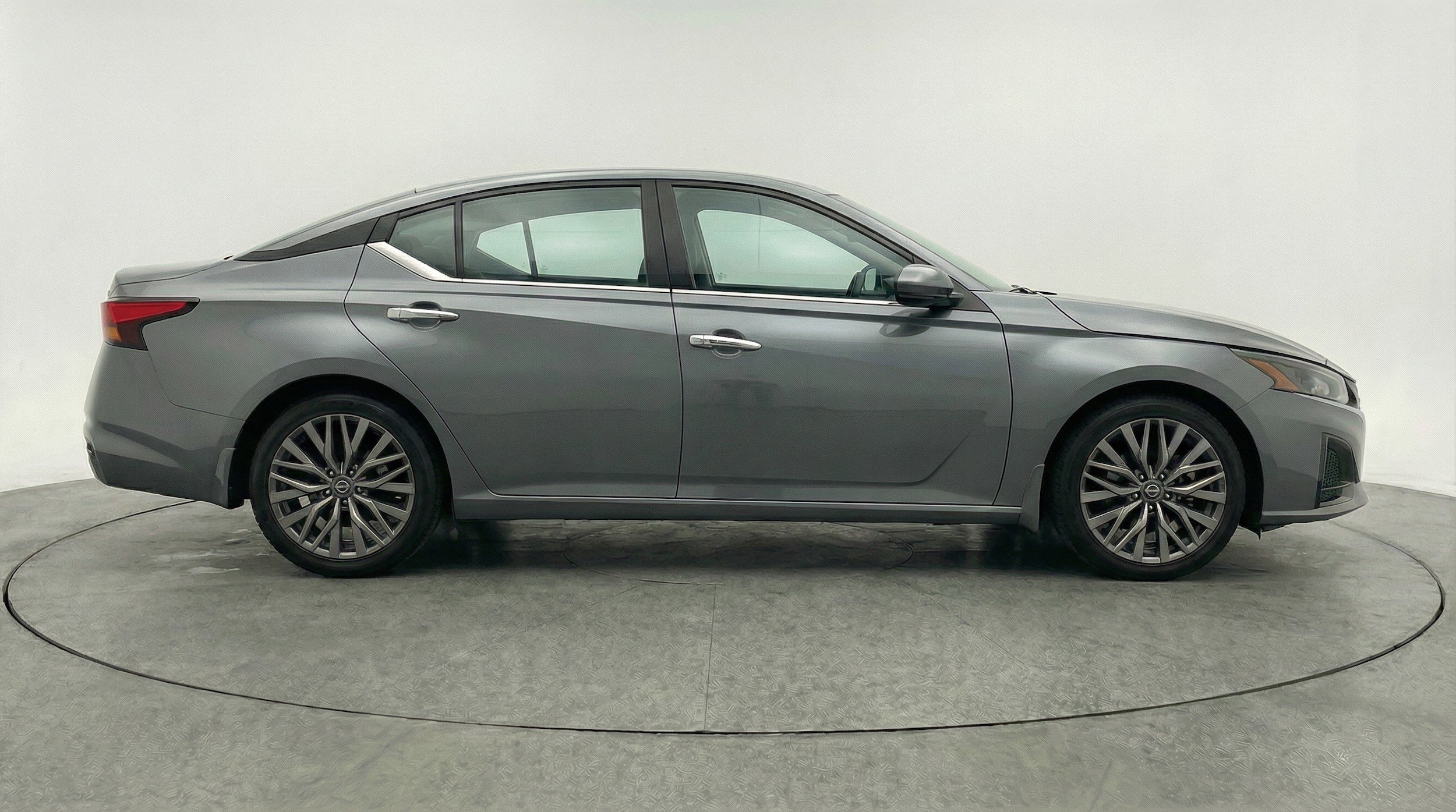 Thumbnail: 2025 Nissan Altima - 11