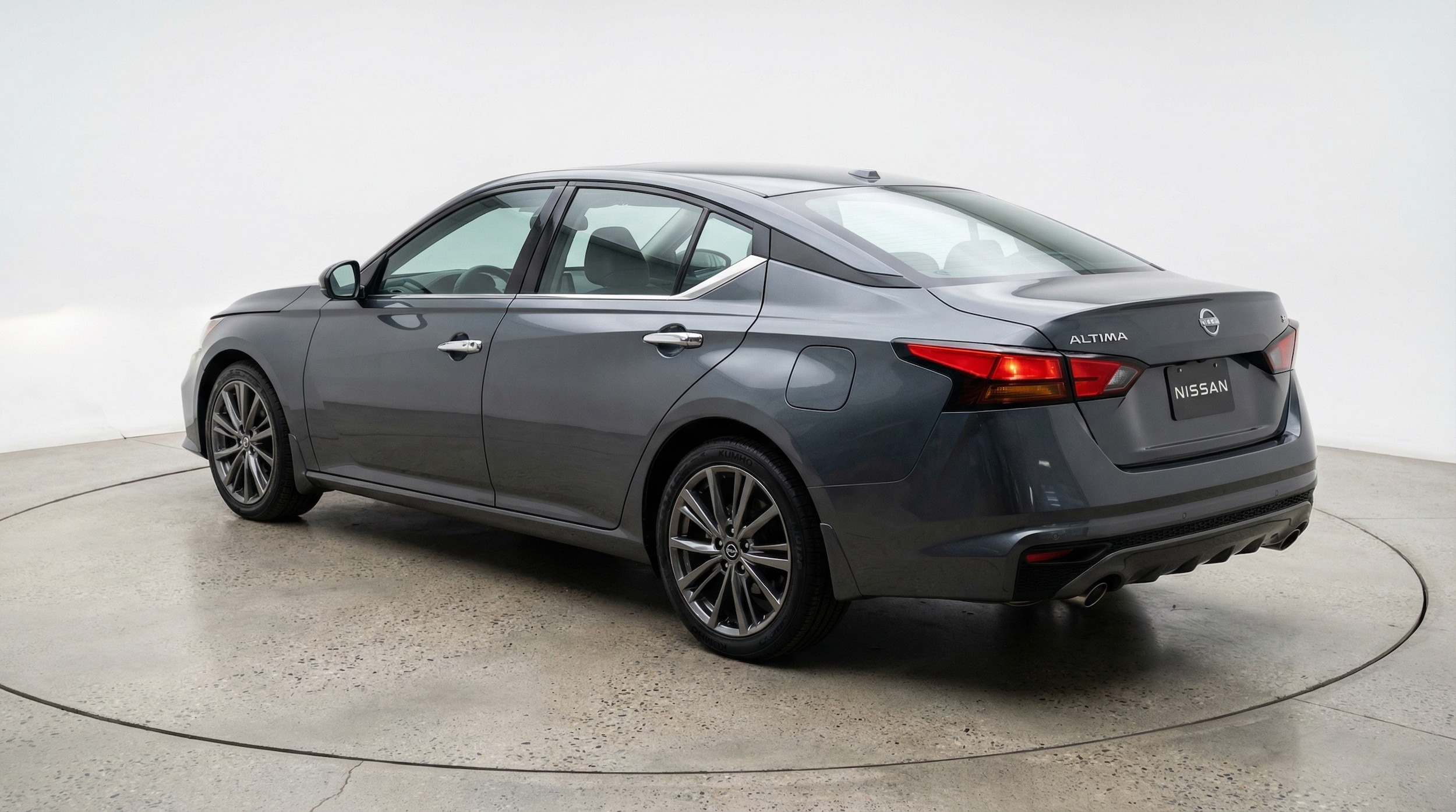 Thumbnail: 2025 Nissan Altima - 5